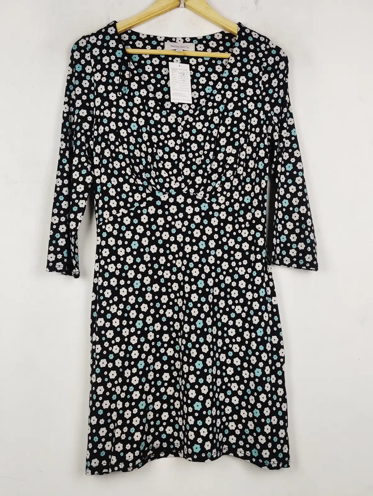 Buy online pre-used pre-loved 100% authentic & Original branded Pepperday (MF-4092) available in Pakistan. Top international brands avilable.