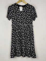 Buy online pre-used pre-loved 100% authentic & Original branded Boohoo (MF-4129) available in Pakistan. Top international brands avilable.