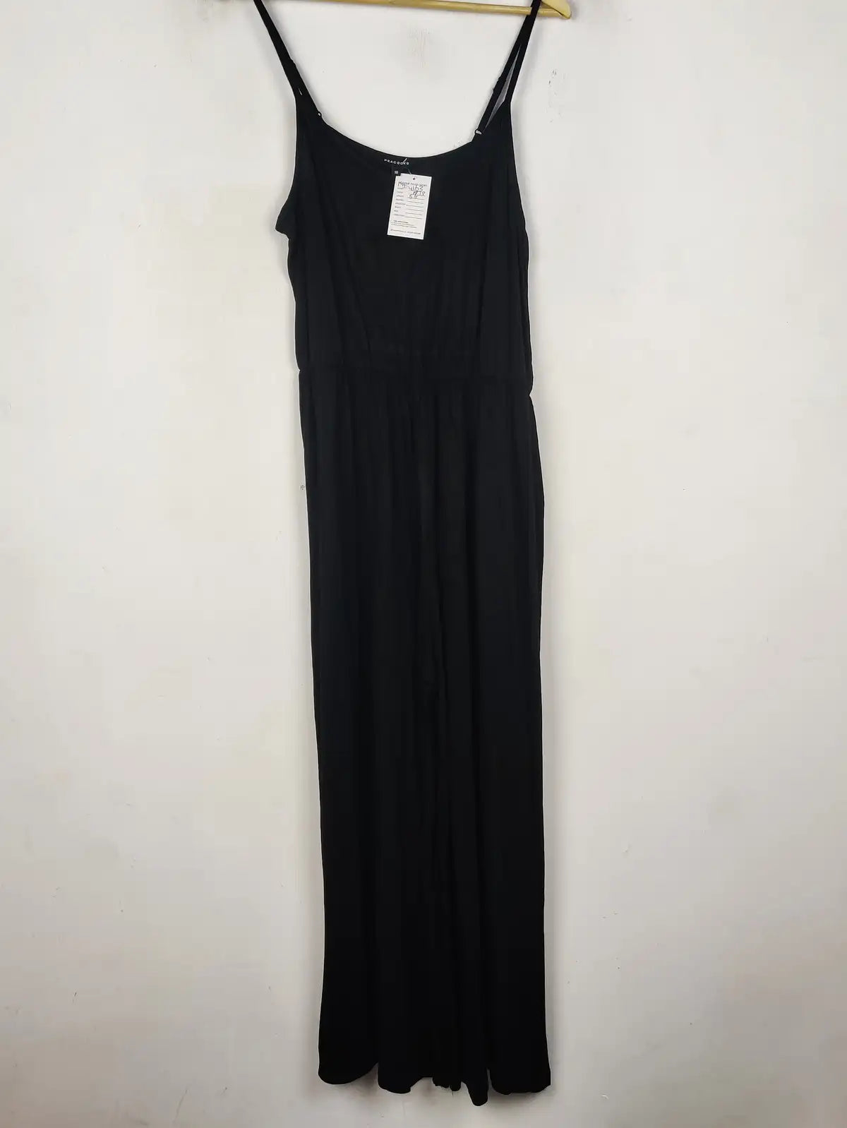 Buy online pre-used pre-loved 100% authentic & Original branded Peacock (MF-4163) available in Pakistan. Top international brands avilable.