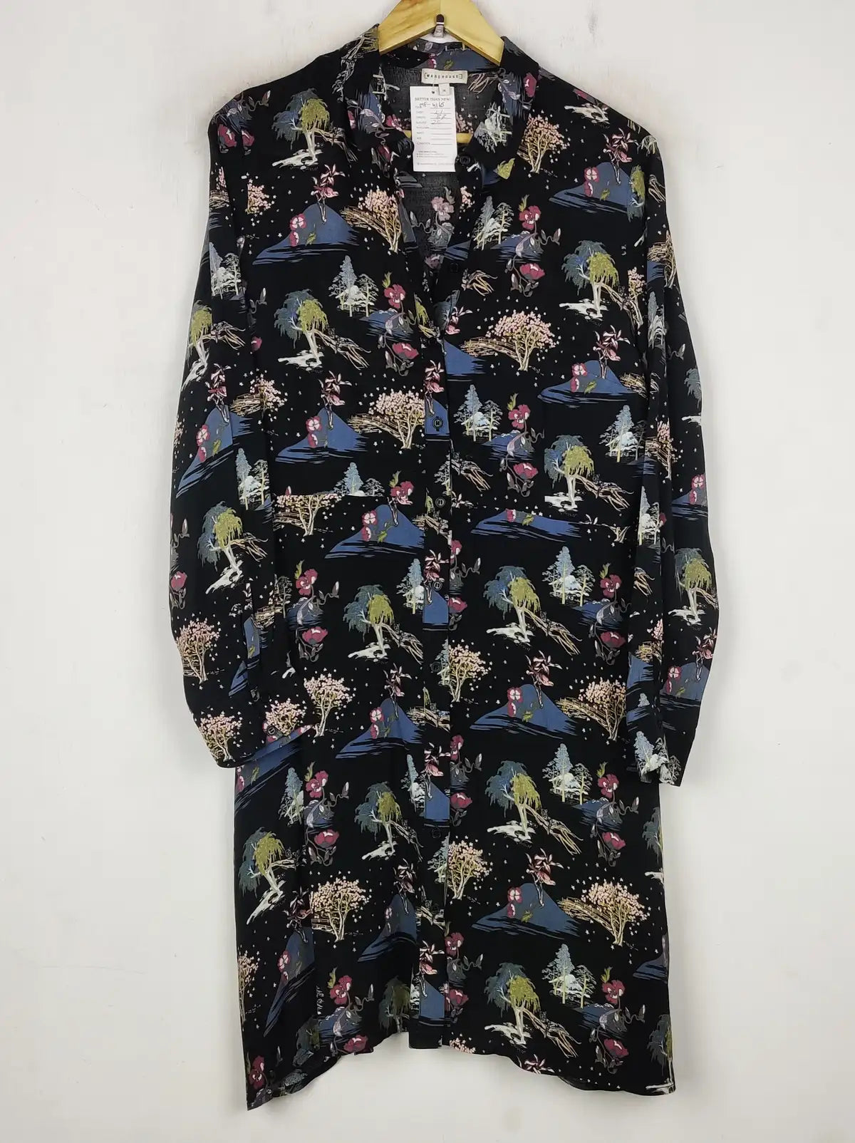 Buy online pre-used pre-loved 100% authentic & Original branded Warehouse (MF-4165) available in Pakistan. Top international brands avilable.