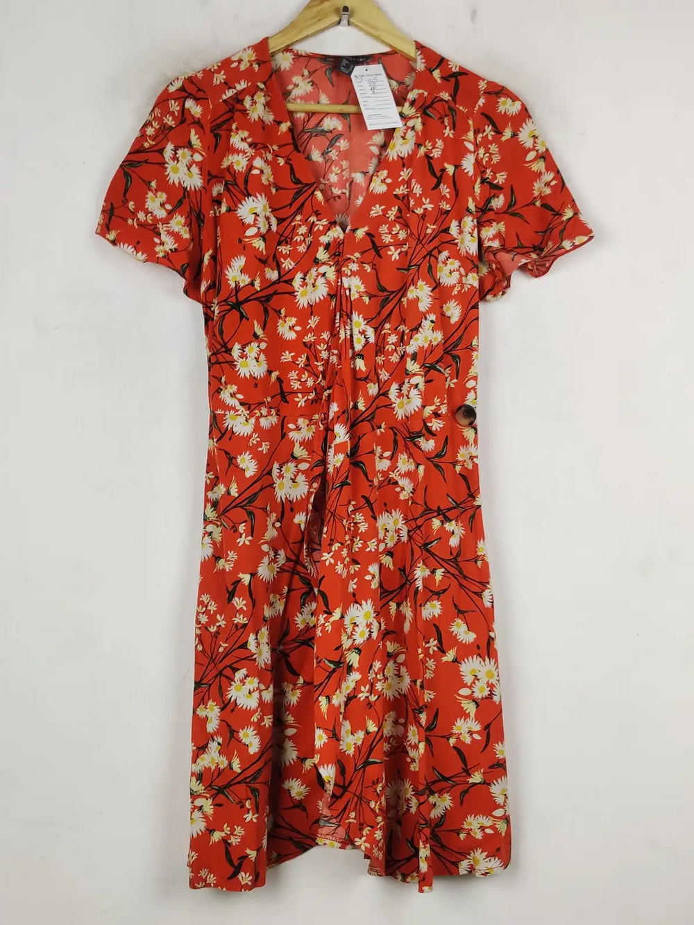 Buy online pre-used pre-loved 100% authentic & Original branded Primark (MF-4214) available in Pakistan. Top international brands avilable.