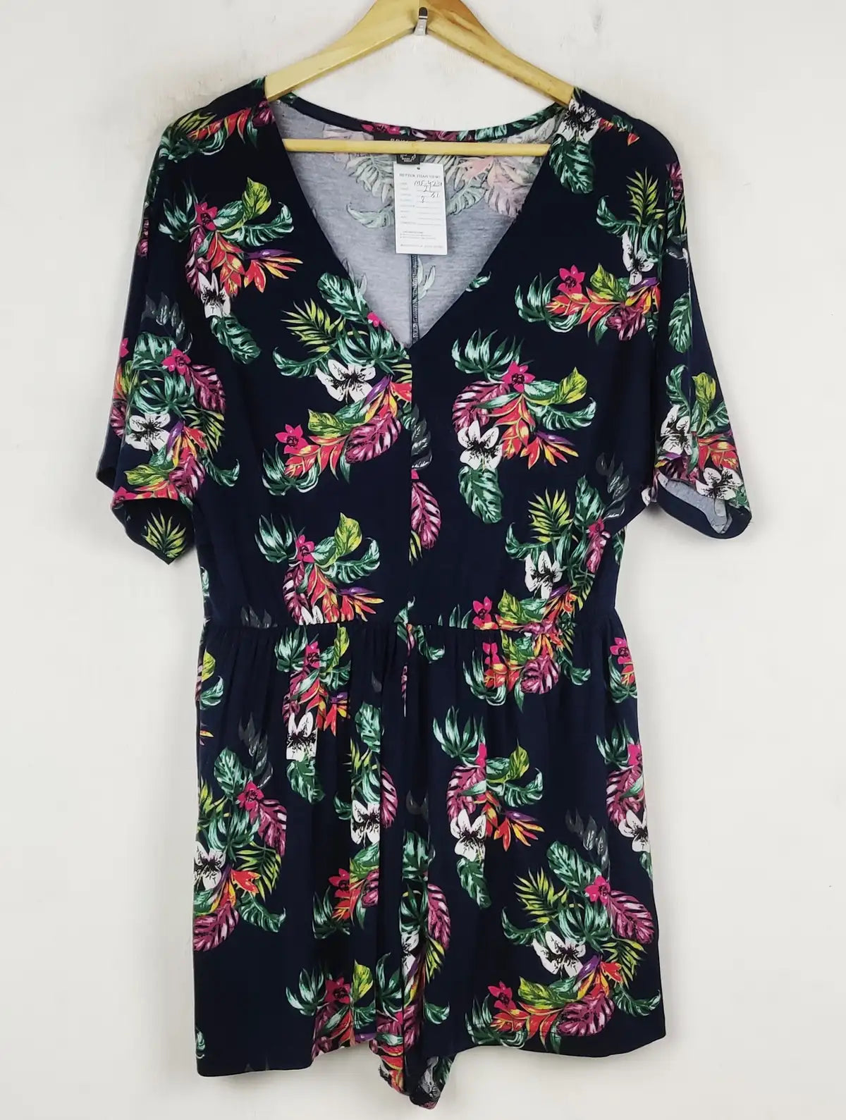 Buy online pre-used pre-loved 100% authentic & Original branded Primark (MF-4231) available in Pakistan. Top international brands avilable.