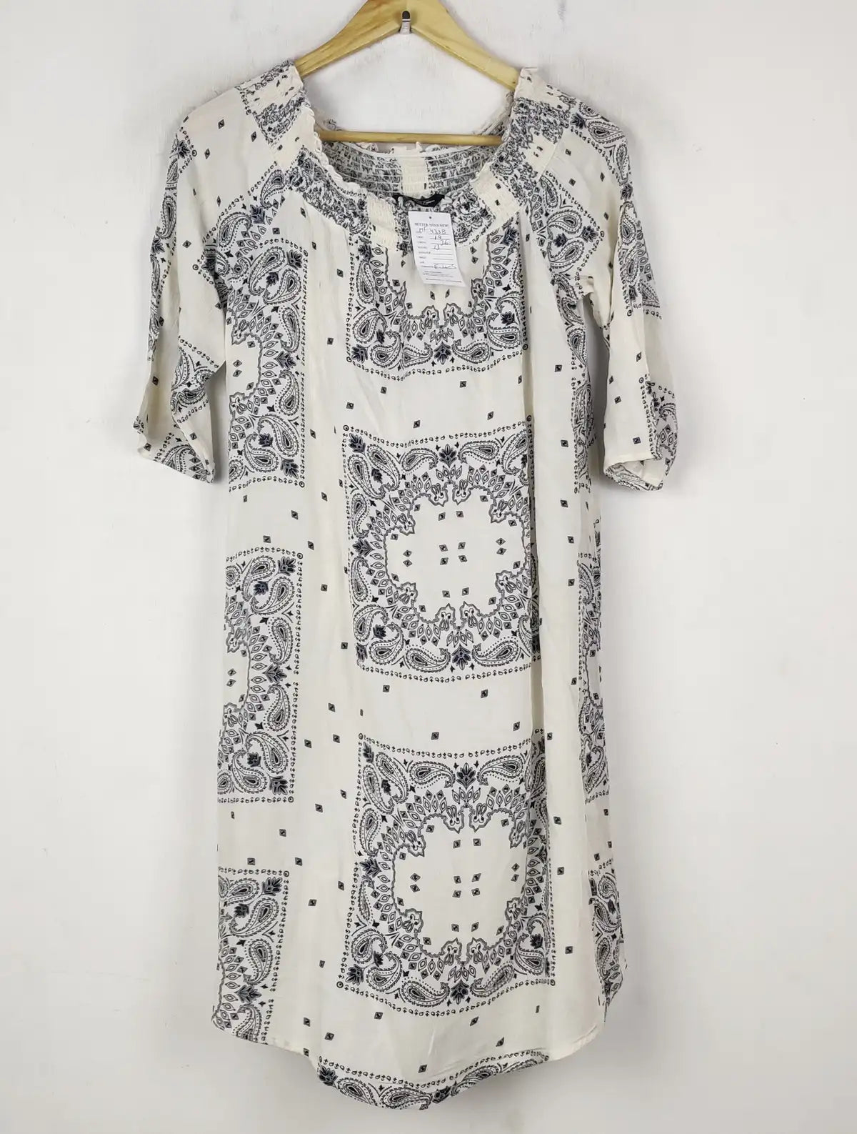 Buy online pre-used pre-loved 100% authentic & Original branded F&F (MF-4338) available in Pakistan. Top international brands avilable.