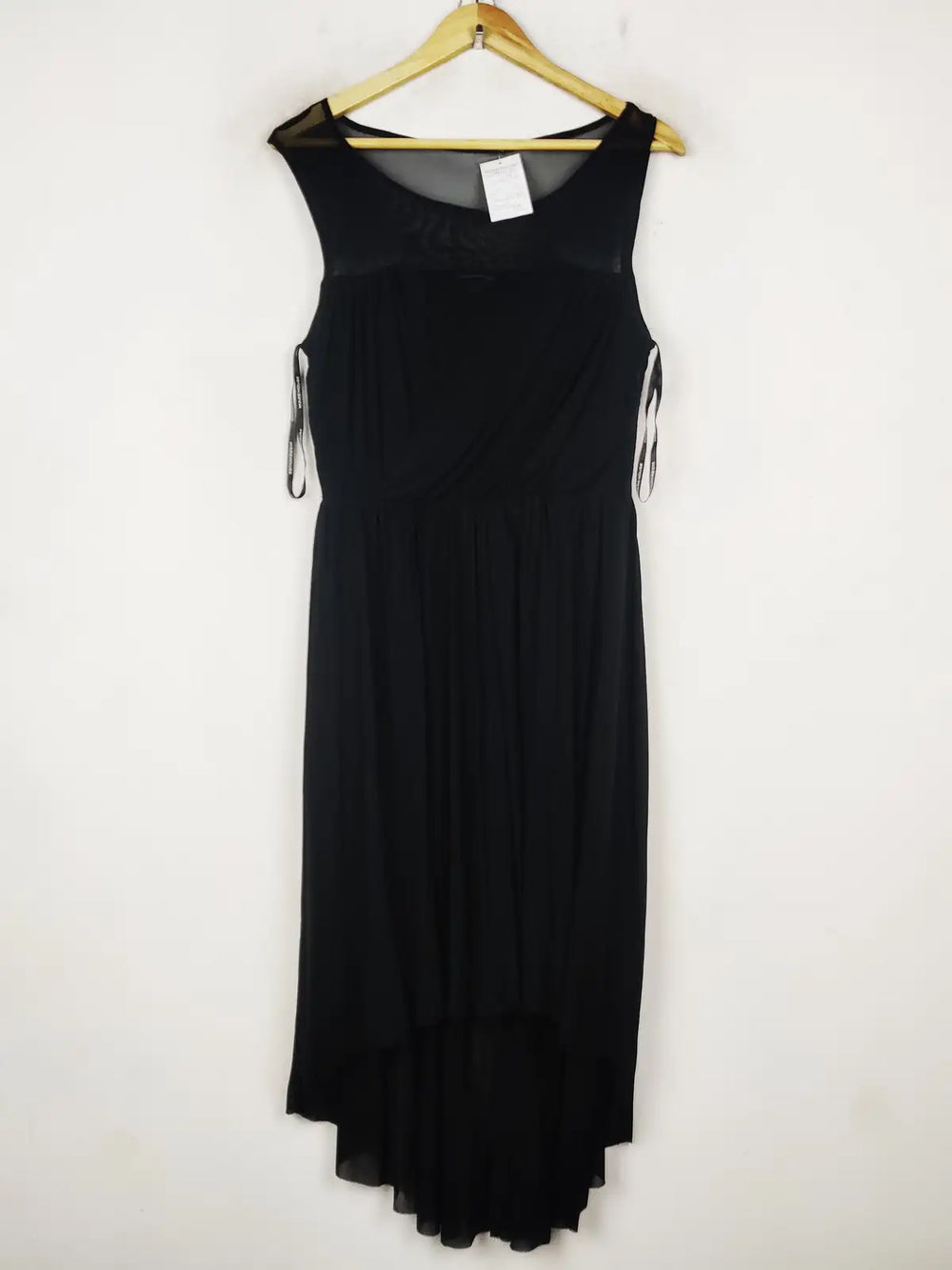 Buy online pre-used pre-loved 100% authentic & Original branded Unknown Brand (MF-4386) available in Pakistan. Top international brands avilable.