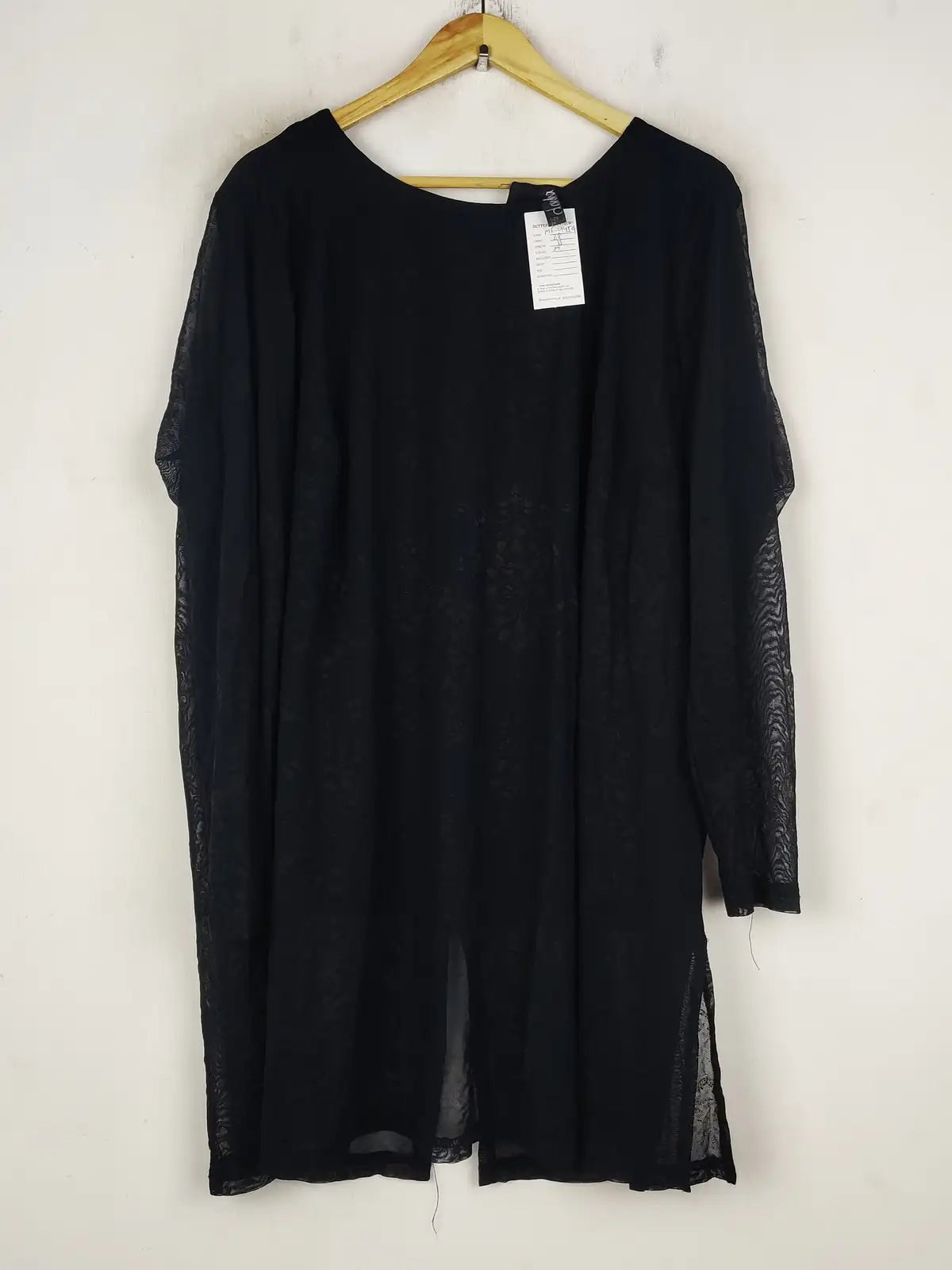 Buy online pre-used pre-loved 100% authentic & Original branded Danna (MF-4459) available in Pakistan. Top international brands avilable.
