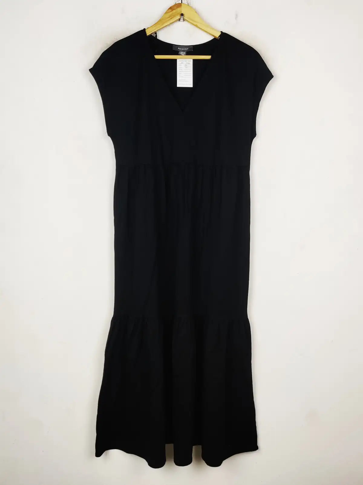 Buy online pre-used pre-loved 100% authentic & Original branded Primark (MF-4461) available in Pakistan. Top international brands avilable.