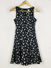 Buy online pre-used pre-loved 100% authentic & Original branded H&M (MF-4462) available in Pakistan. Top international brands avilable.