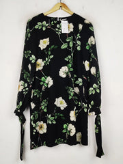 Buy online pre-used pre-loved 100% authentic & Original branded H&M (MF-4493) available in Pakistan. Top international brands avilable.
