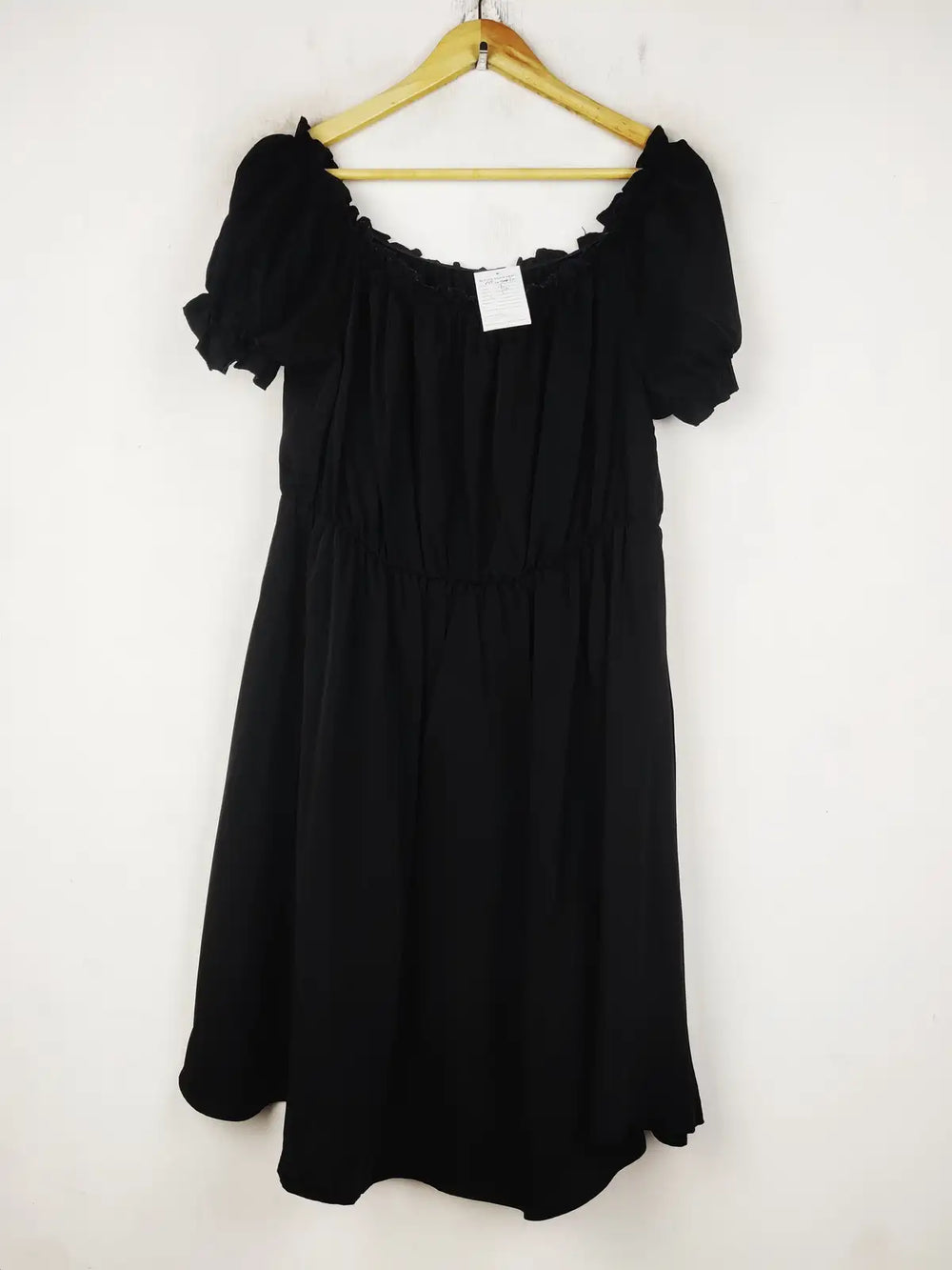 Buy online pre-used pre-loved 100% authentic & Original branded Unknown Brand (MF-4510) available in Pakistan. Top international brands avilable.