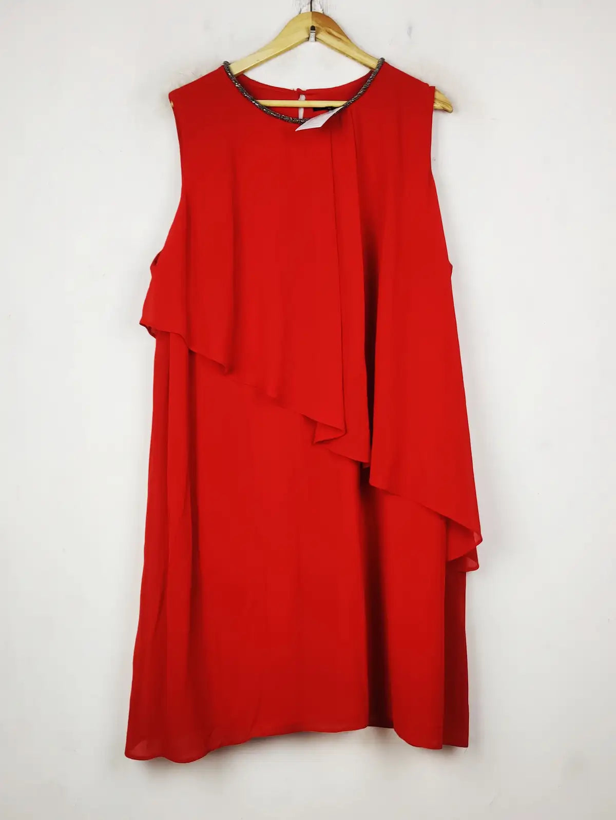 Buy online pre-used pre-loved 100% authentic & Original branded The Collection (MF-4535) available in Pakistan. Top international brands avilable.