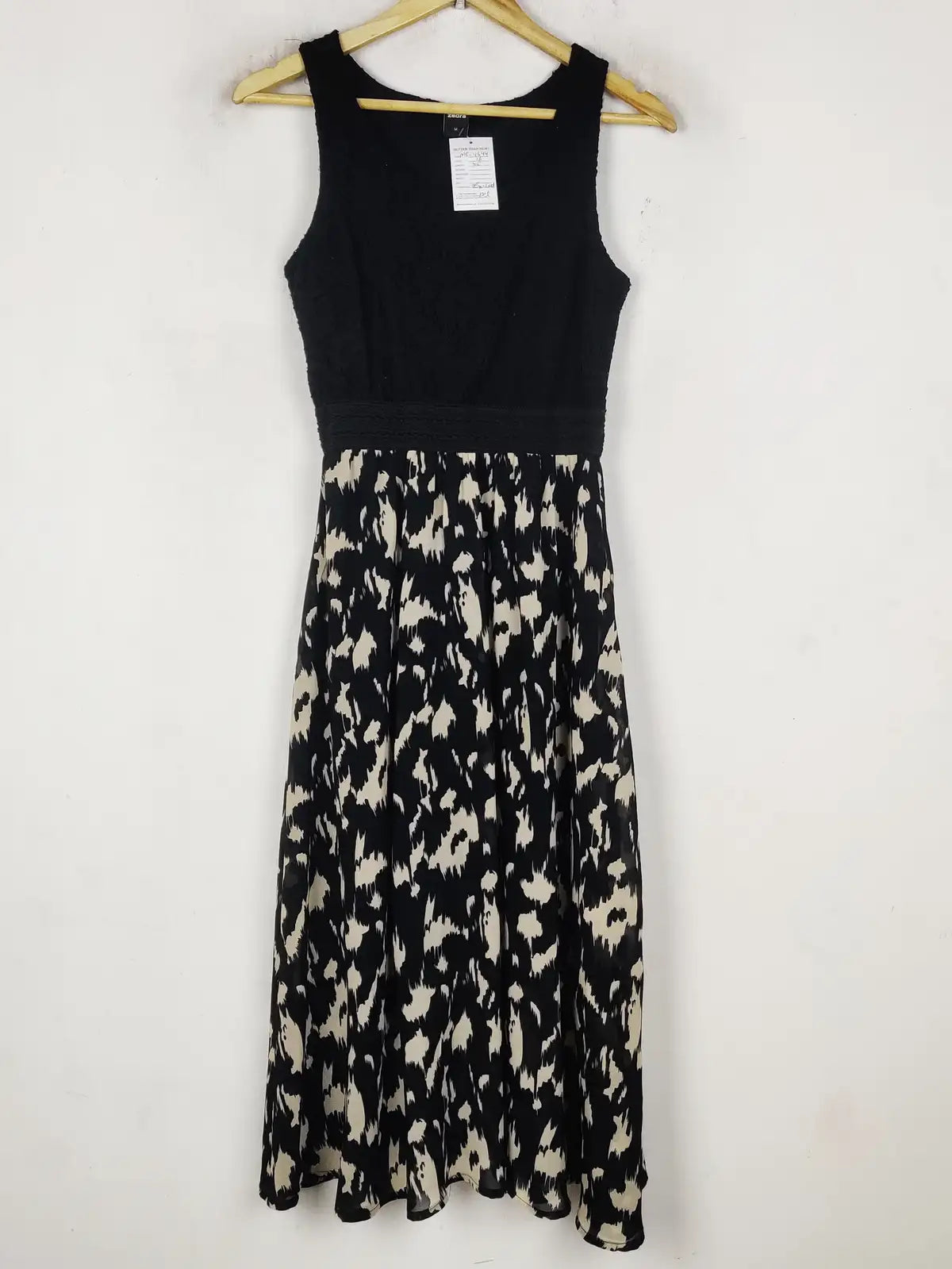 Buy online pre-used pre-loved 100% authentic & Original branded Zebra (MF-4644) available in Pakistan. Top international brands avilable.