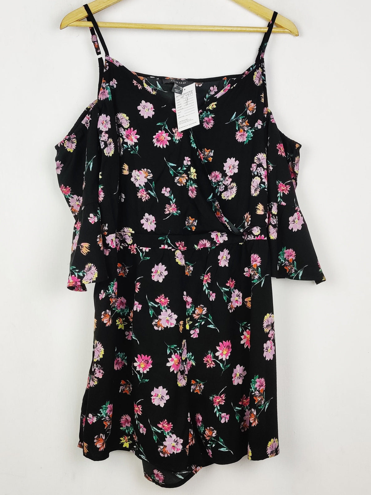 Buy online pre-used pre-loved 100% authentic & Original branded Primark (MF-4869) available in Pakistan. Top international brands avilable.