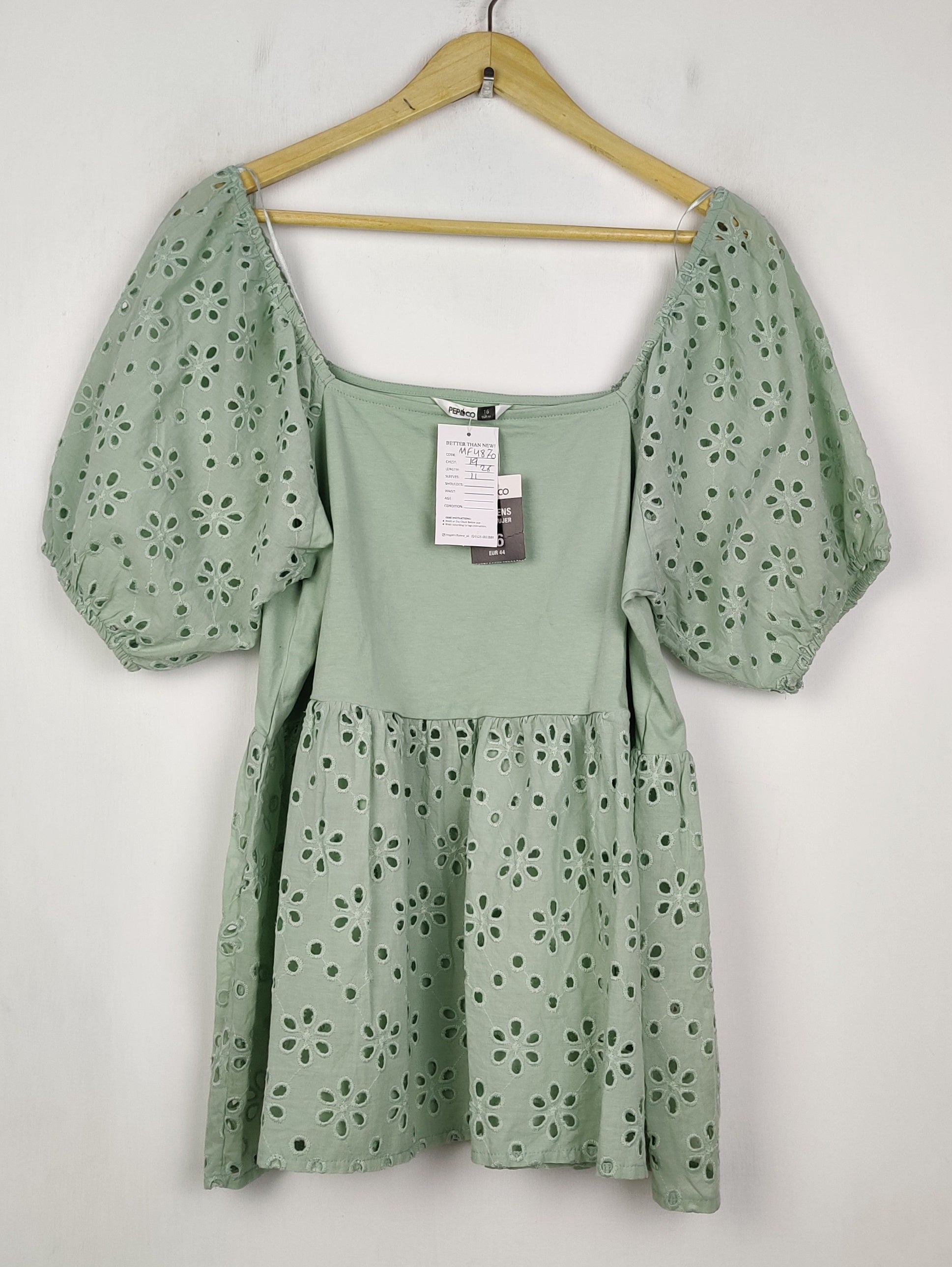 Buy online pre-used pre-loved 100% authentic & Original branded Pep&Co (MF-4870) available in Pakistan. Top international brands avilable.