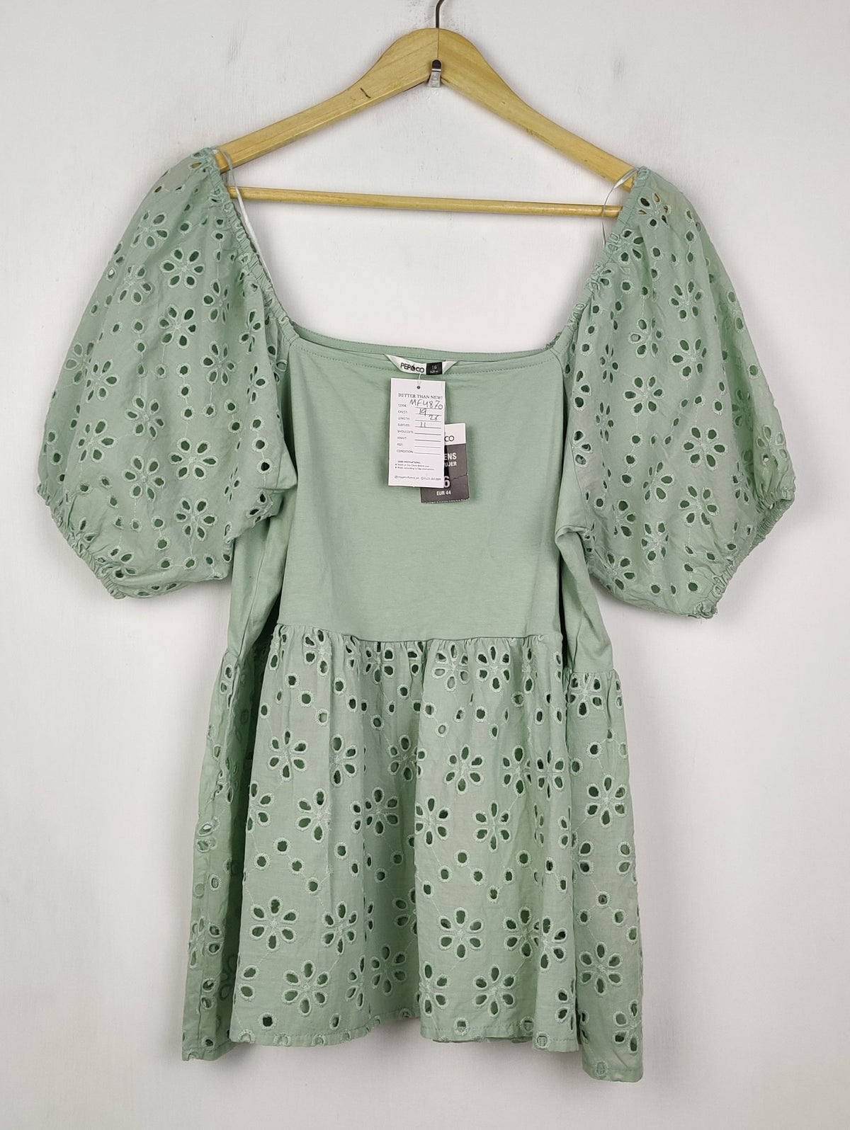 Buy online pre-used pre-loved 100% authentic & Original branded Pep&Co (MF-4870) available in Pakistan. Top international brands avilable.