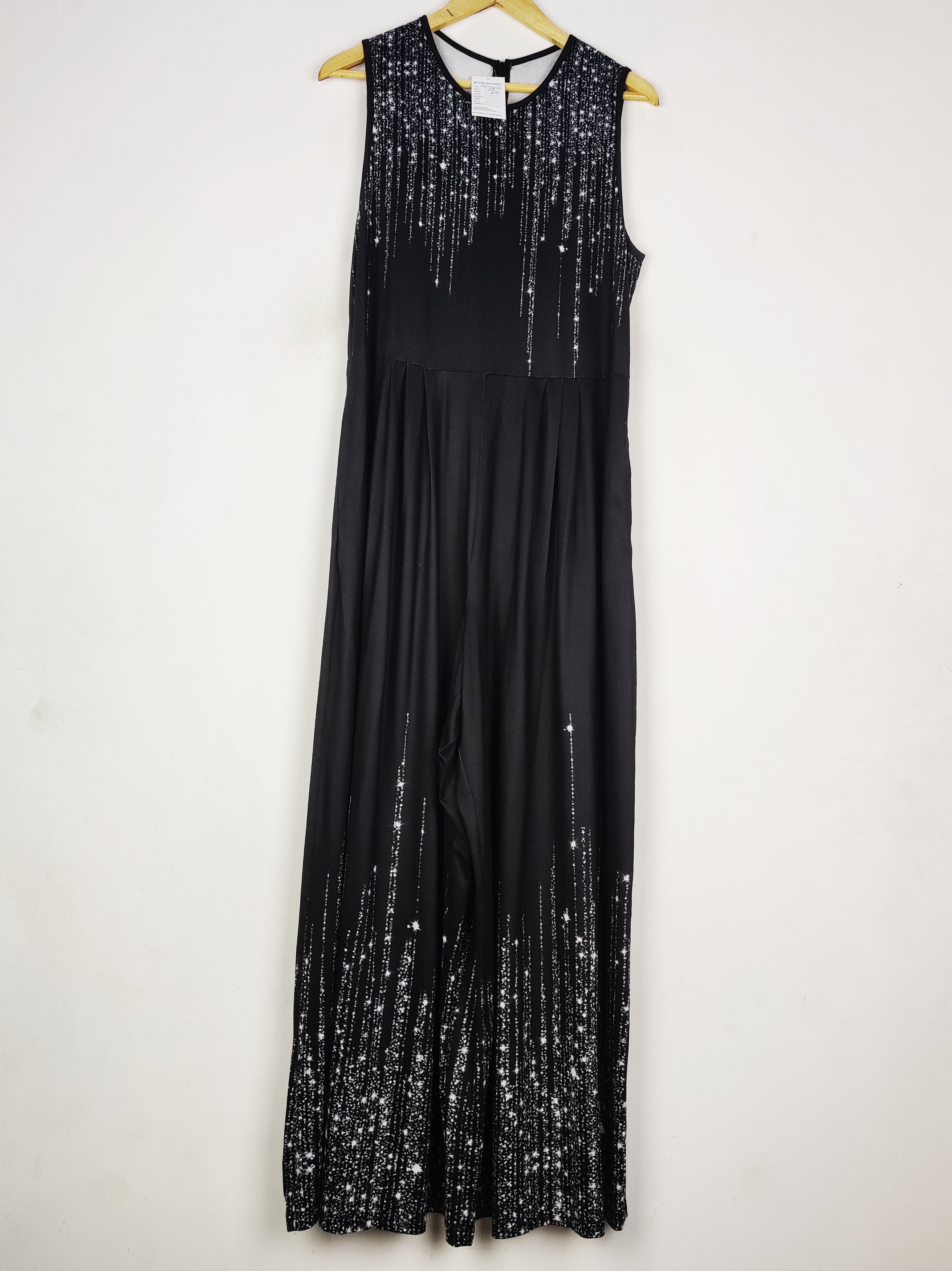 Buy online pre-used pre-loved 100% authentic & Original branded Unknown Brand (MF-4903) available in Pakistan. Top international brands avilable.