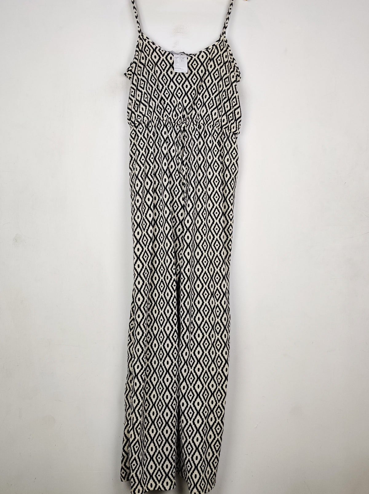 Buy online pre-used pre-loved 100% authentic & Original branded Primark (MF-4918) available in Pakistan. Top international brands avilable.