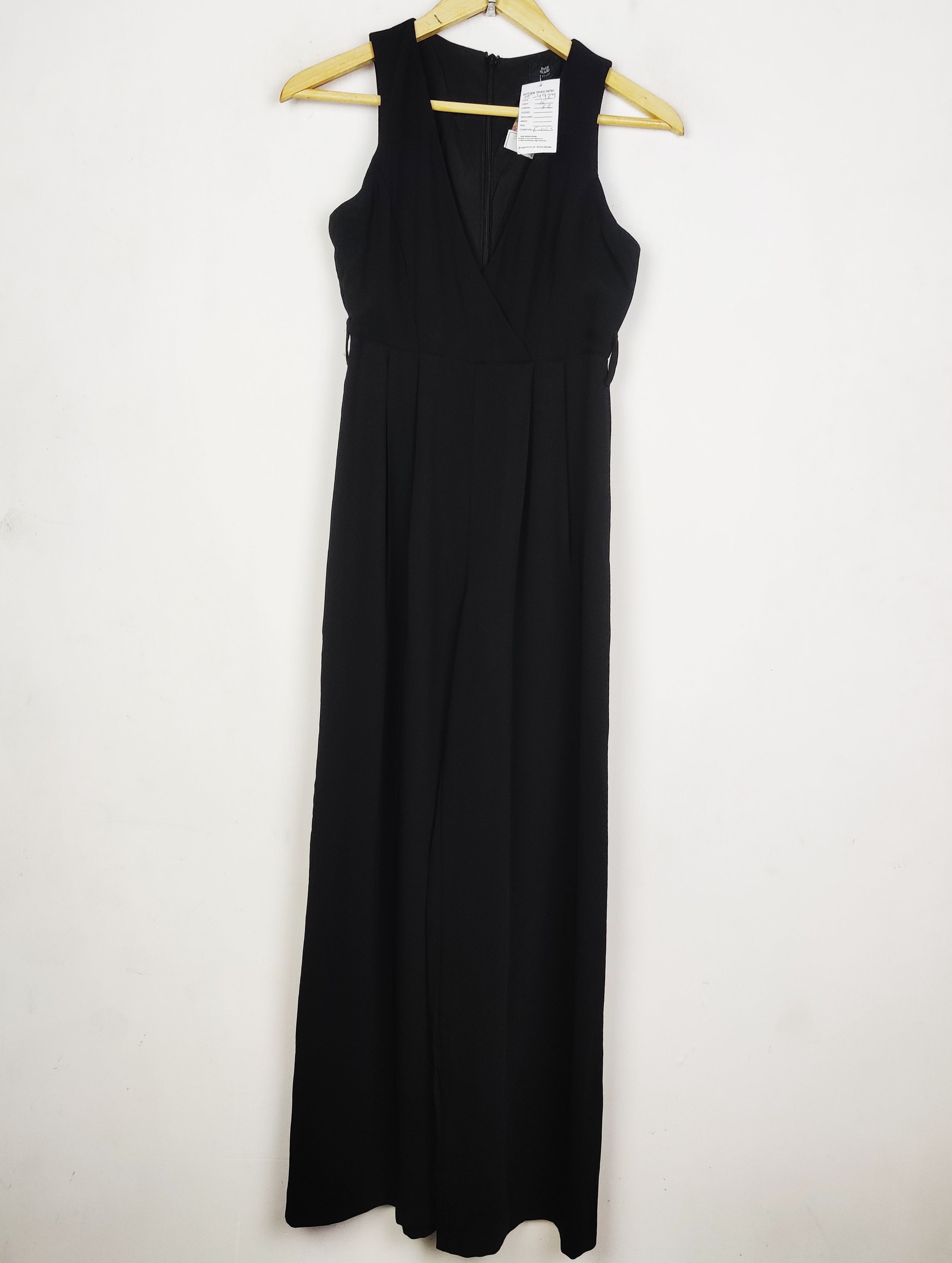 Buy online pre-used pre-loved 100% authentic & Original branded River Island (MF-4924) available in Pakistan. Top international brands avilable.