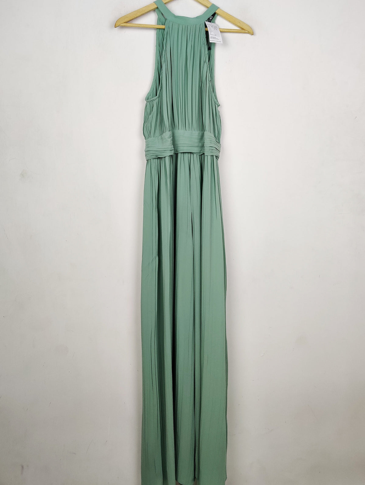Buy online pre-used pre-loved 100% authentic & Original branded Zara (MF-4942) available in Pakistan. Top international brands avilable.