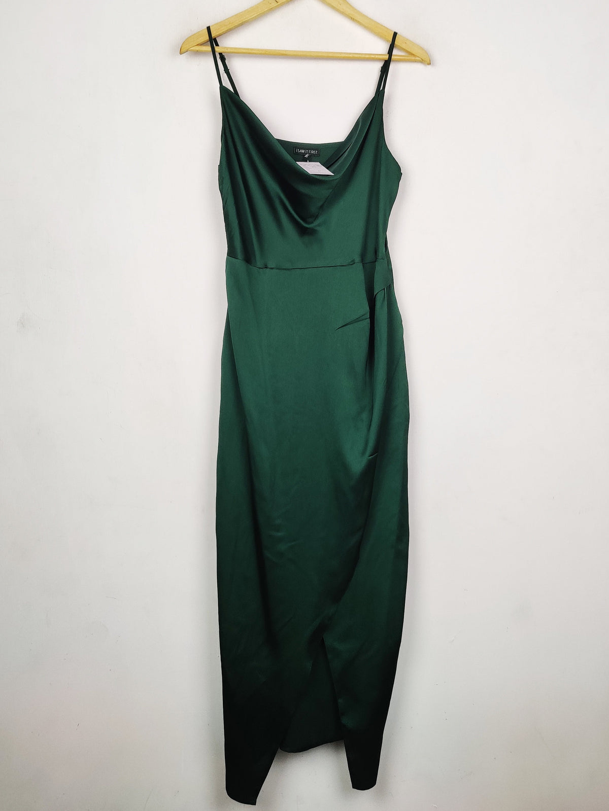 Buy online pre-used pre-loved 100% authentic & Original branded I Saw It First (MF-4963) available in Pakistan. Top international brands avilable.