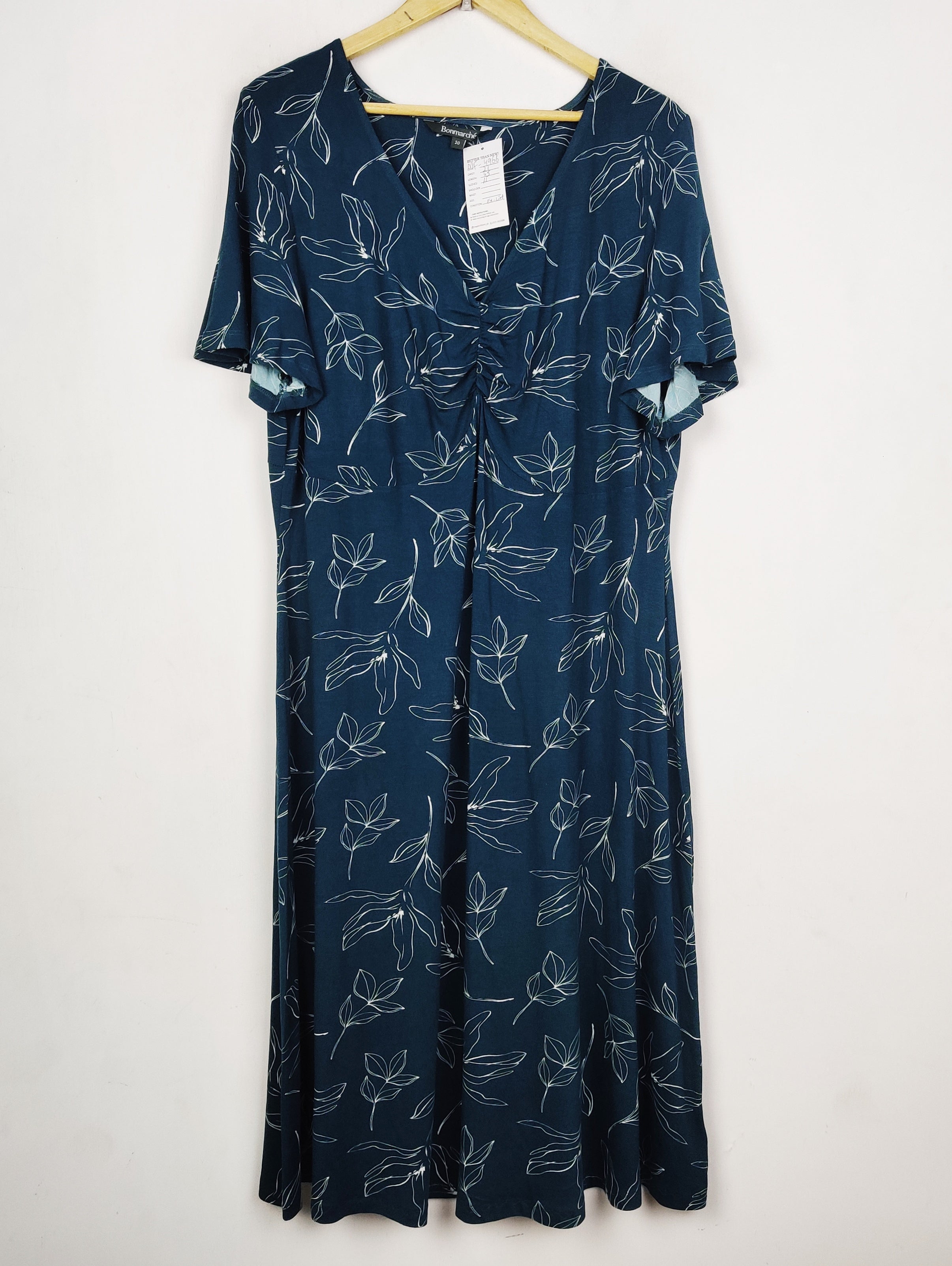 Buy online pre-used pre-loved 100% authentic & Original branded Bonmarche (MF-4966) available in Pakistan. Top international brands avilable.