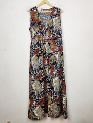 Buy online pre-used pre-loved 100% authentic & Original branded Shein (MF-5017) available in Pakistan. Top international brands avilable.