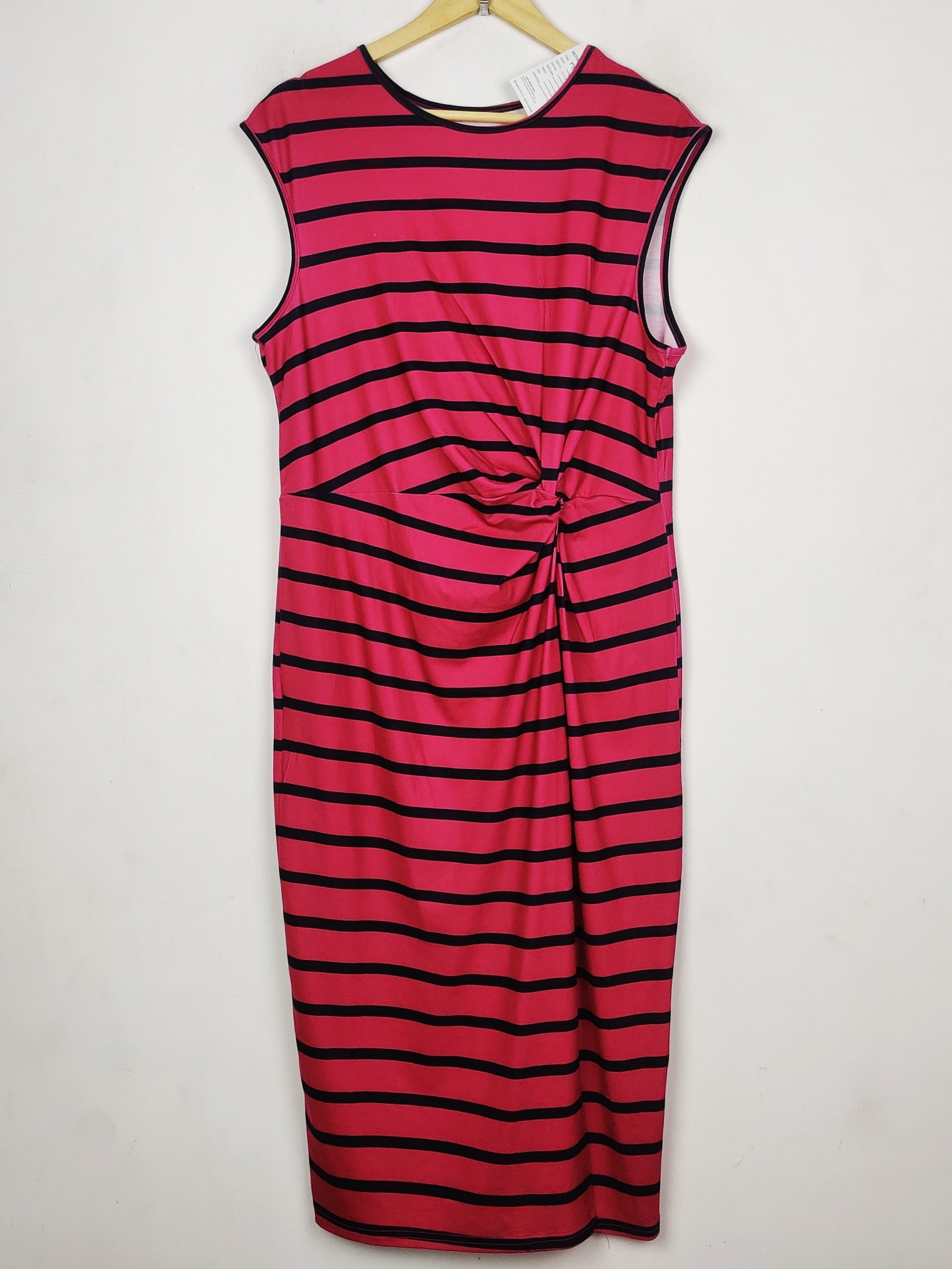 Buy online pre-used pre-loved 100% authentic & Original branded Zara (MF-5022) available in Pakistan. Top international brands avilable.