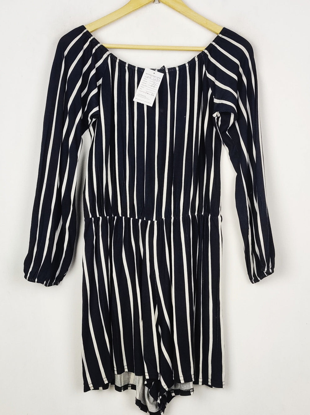 Buy online pre-used pre-loved 100% authentic & Original branded Boohoo (MF-5074) available in Pakistan. Top international brands avilable.