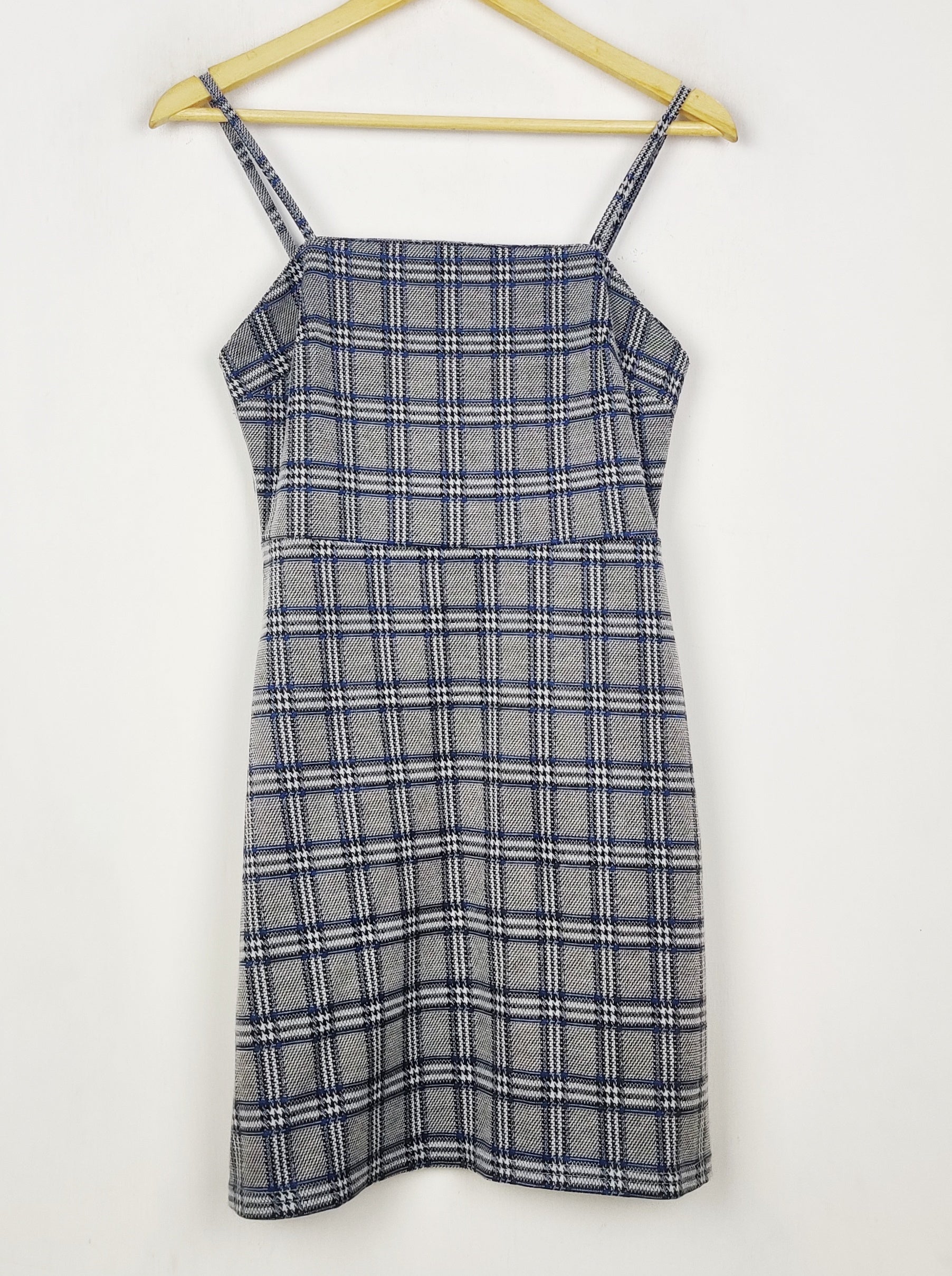 Buy online pre-used pre-loved 100% authentic & Original branded Primark (MF-5116) available in Pakistan. Top international brands avilable.