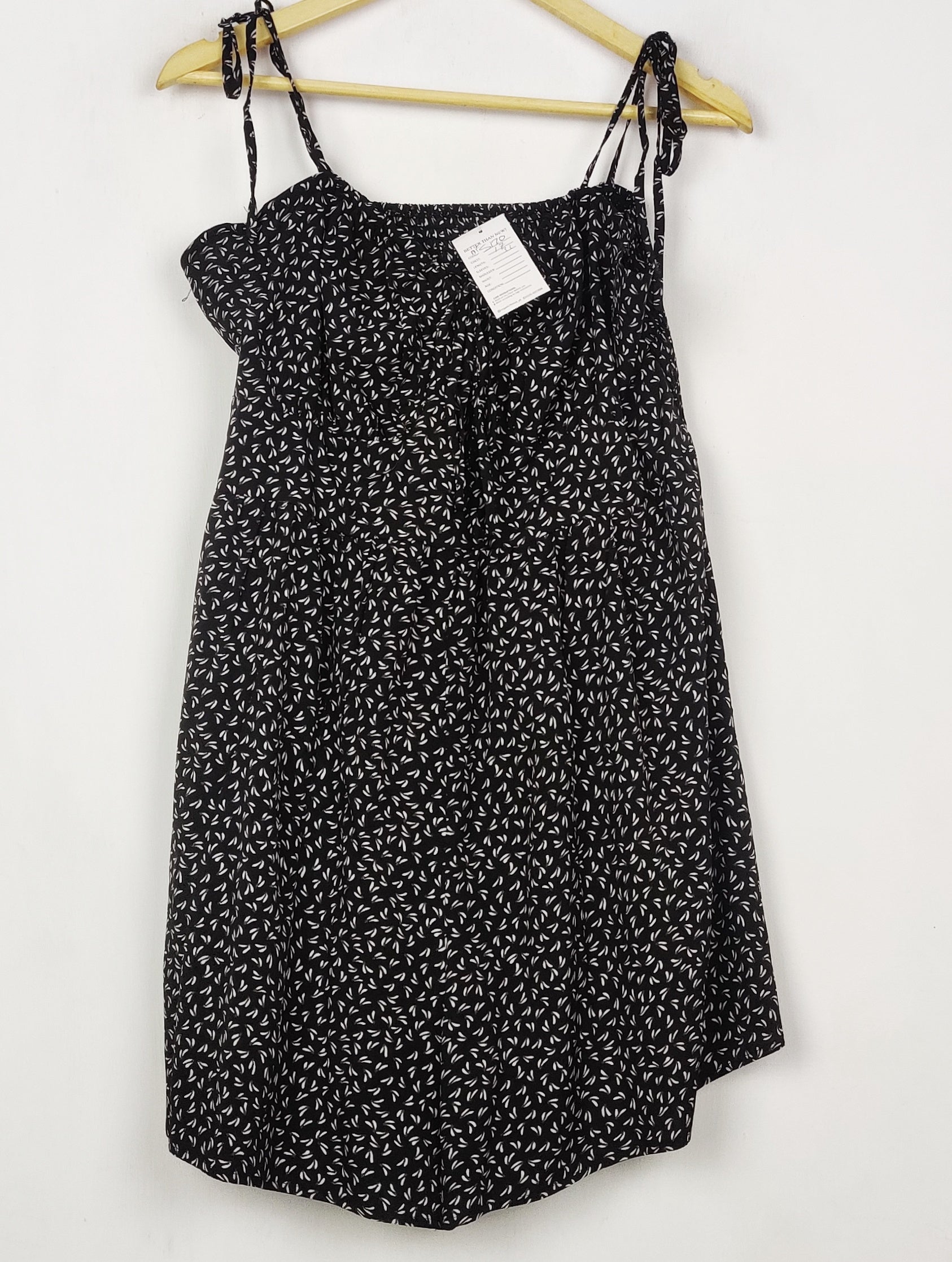 Buy online pre-used pre-loved 100% authentic & Original branded Unknown Brand (MF-5120) available in Pakistan. Top international brands avilable.