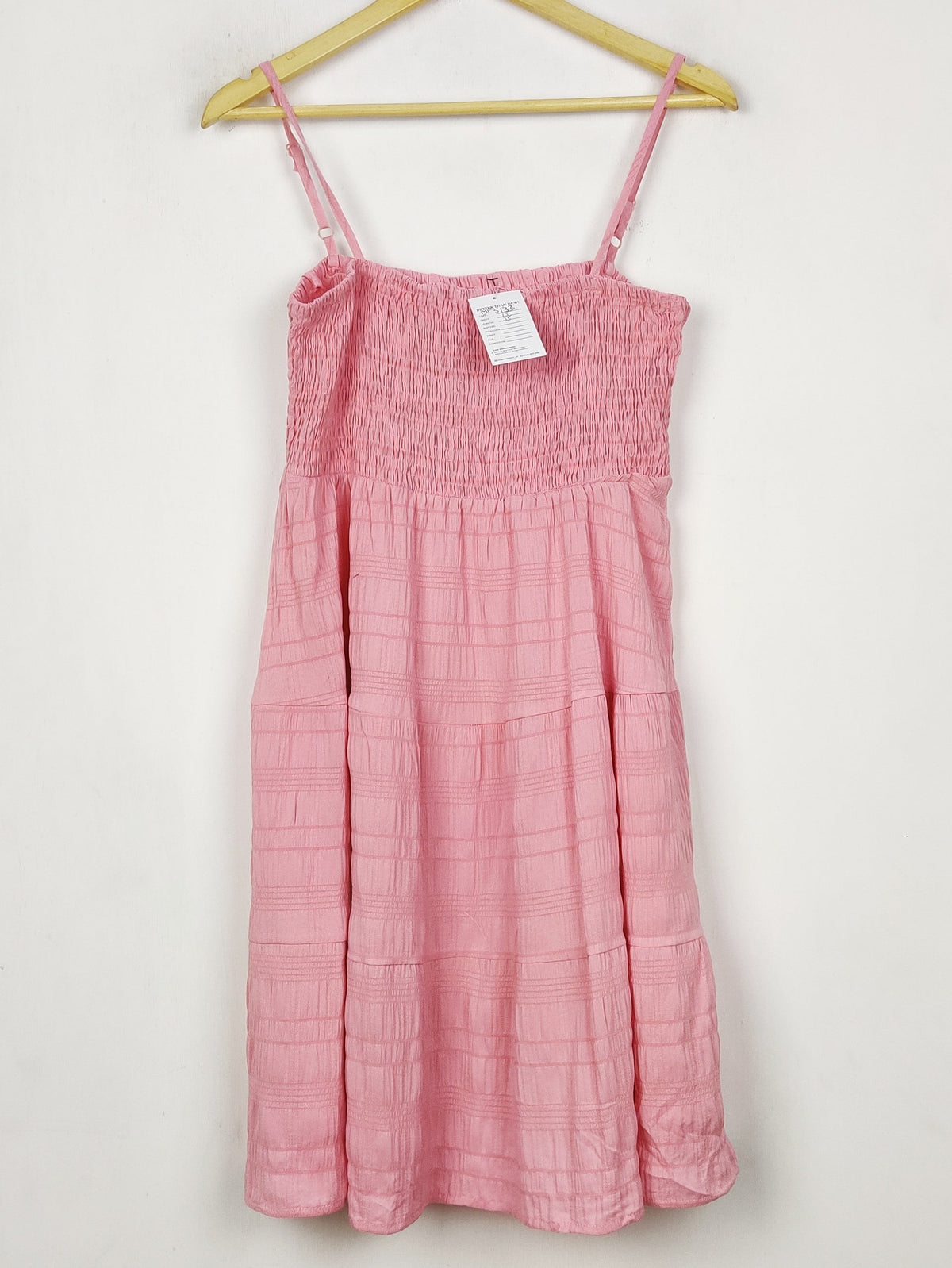 Buy online pre-used pre-loved 100% authentic & Original branded Unknown Brand (MF-5133) available in Pakistan. Top international brands avilable.