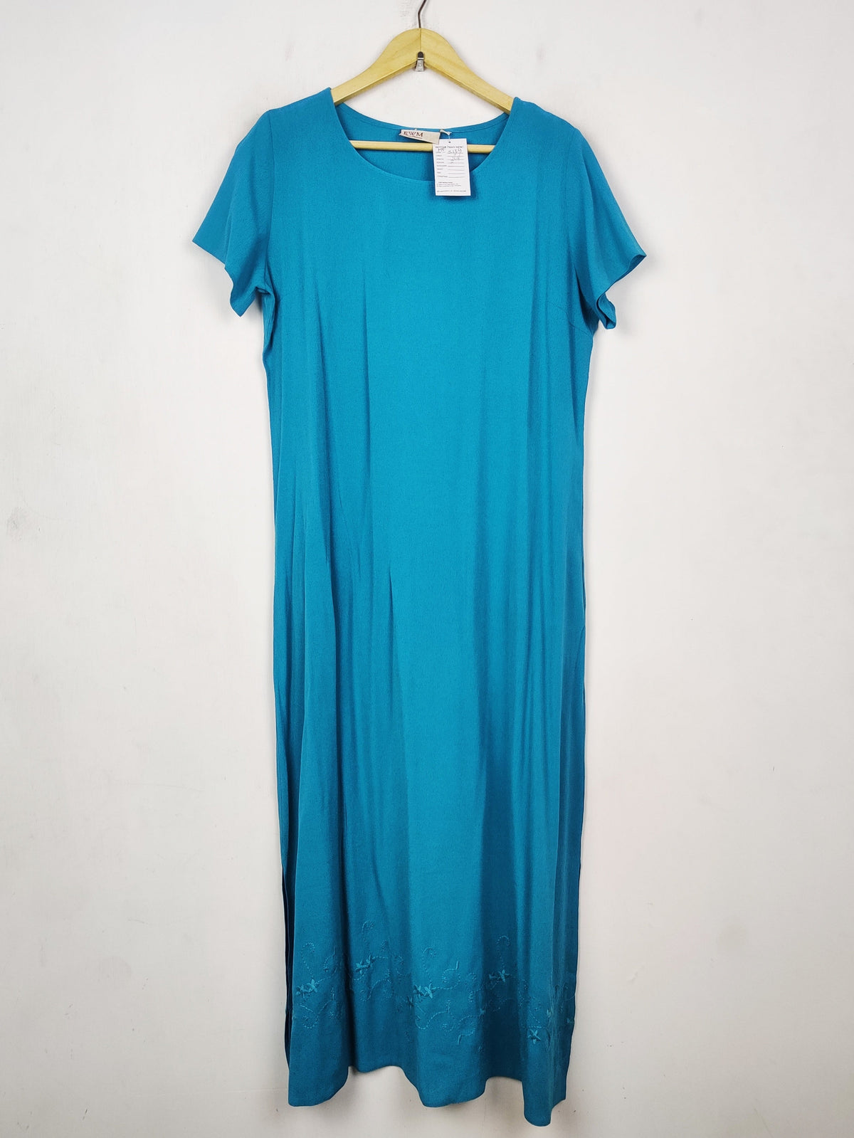 Buy online pre-used pre-loved 100% authentic & Original branded Ewm (MF-5139) available in Pakistan. Top international brands avilable.