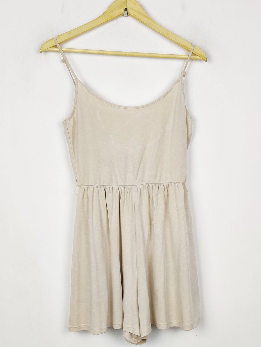 Buy online pre-used pre-loved 100% authentic & Original branded Bershka (MF-5162) available in Pakistan. Top international brands avilable.