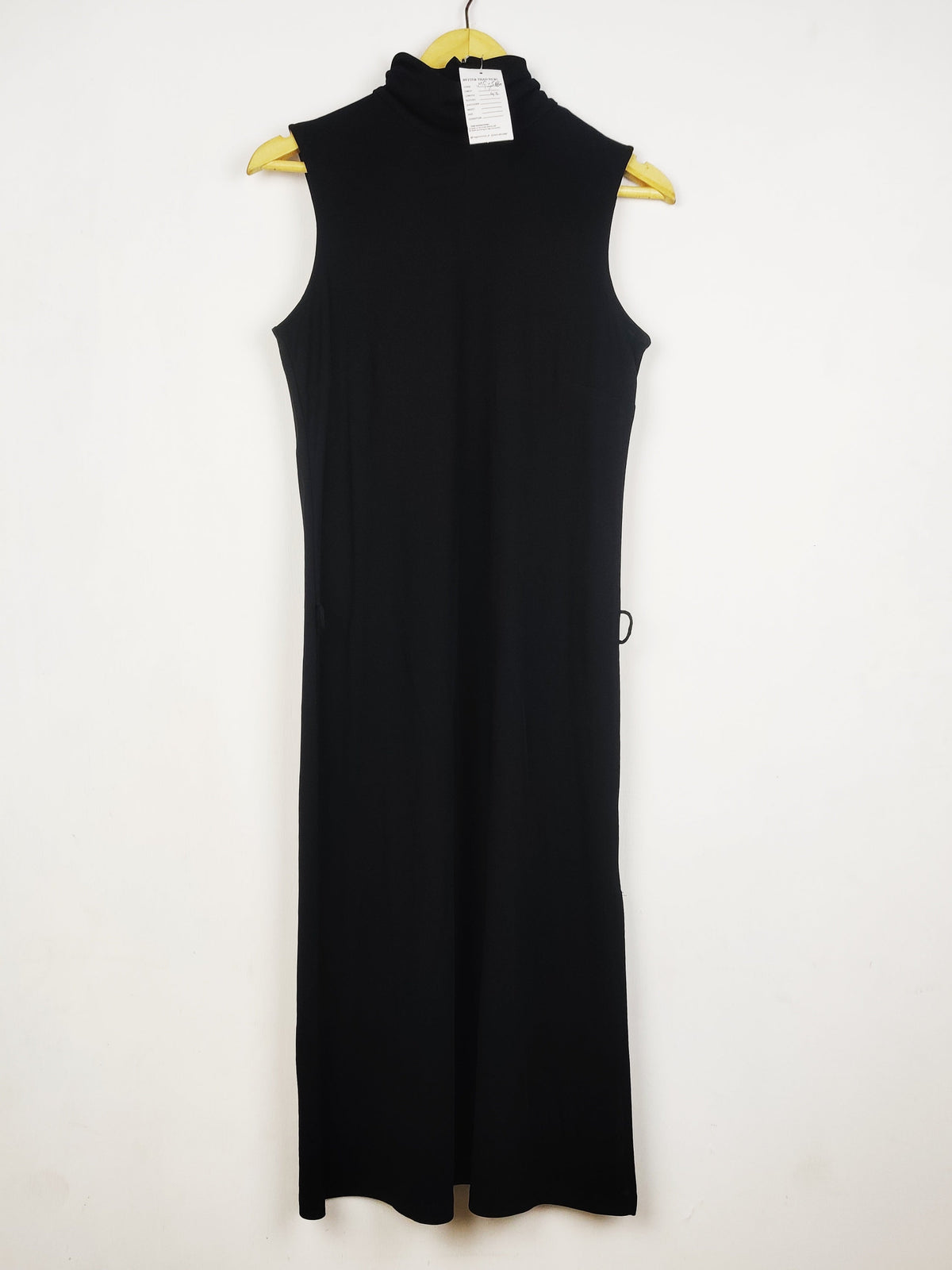 Buy online pre-used pre-loved 100% authentic & Original branded Unknown Brand (MF-5180) available in Pakistan. Top international brands avilable.