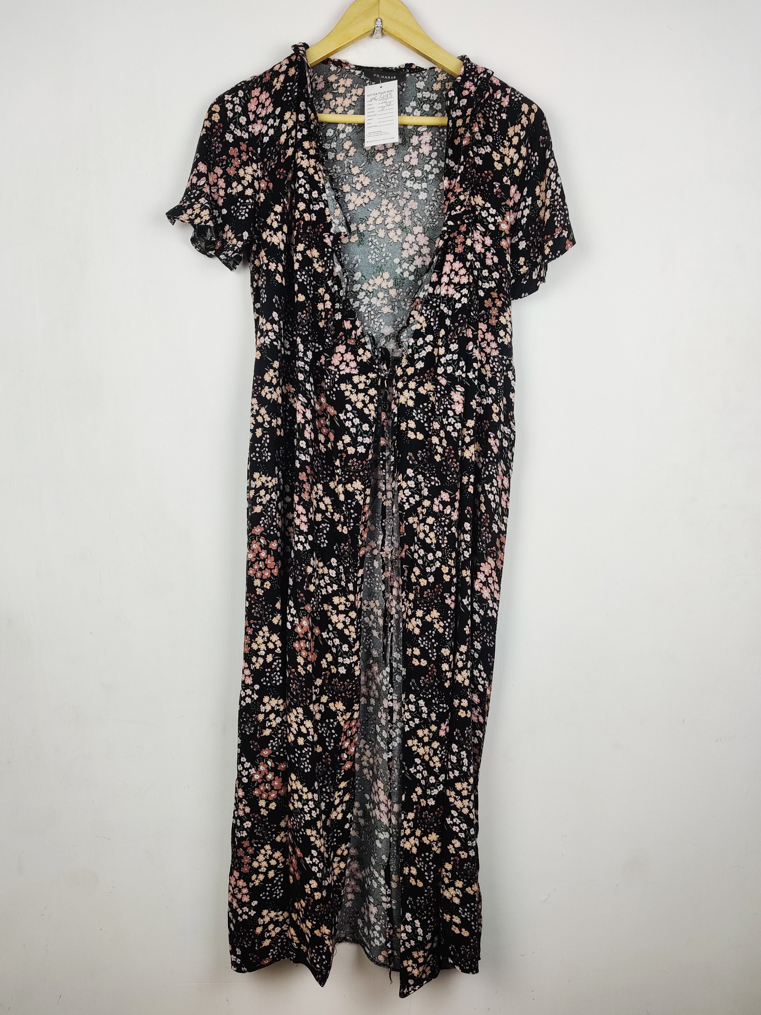 Buy online pre-used pre-loved 100% authentic & Original branded Primark (MF-5193) available in Pakistan. Top international brands avilable.