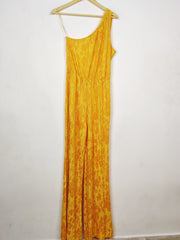 Buy online pre-used pre-loved 100% authentic & Original branded Zara (MF-5256) available in Pakistan. Top international brands avilable.