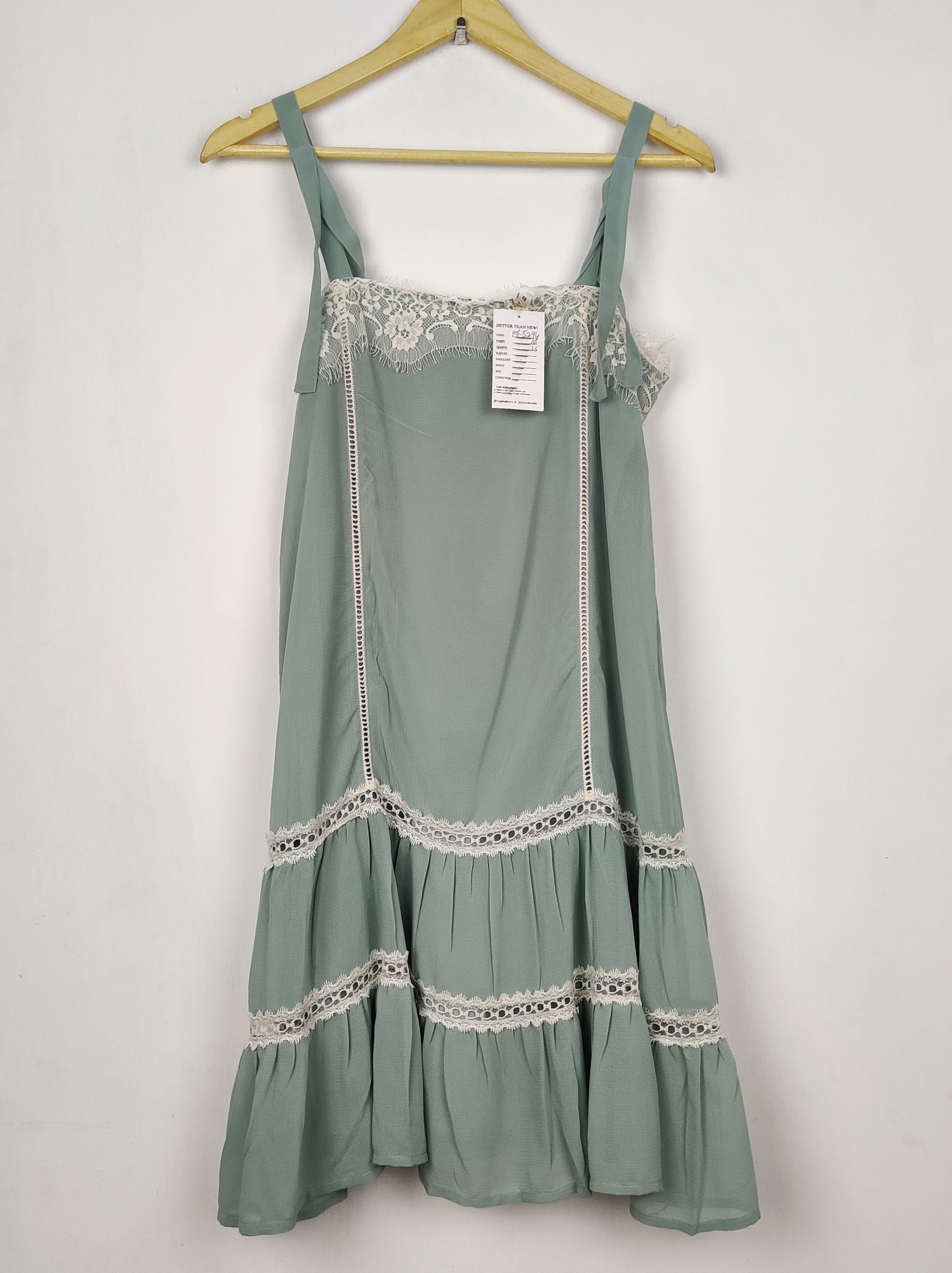 Buy online pre-used pre-loved 100% authentic & Original branded H&M (MF-5294) available in Pakistan. Top international brands avilable.