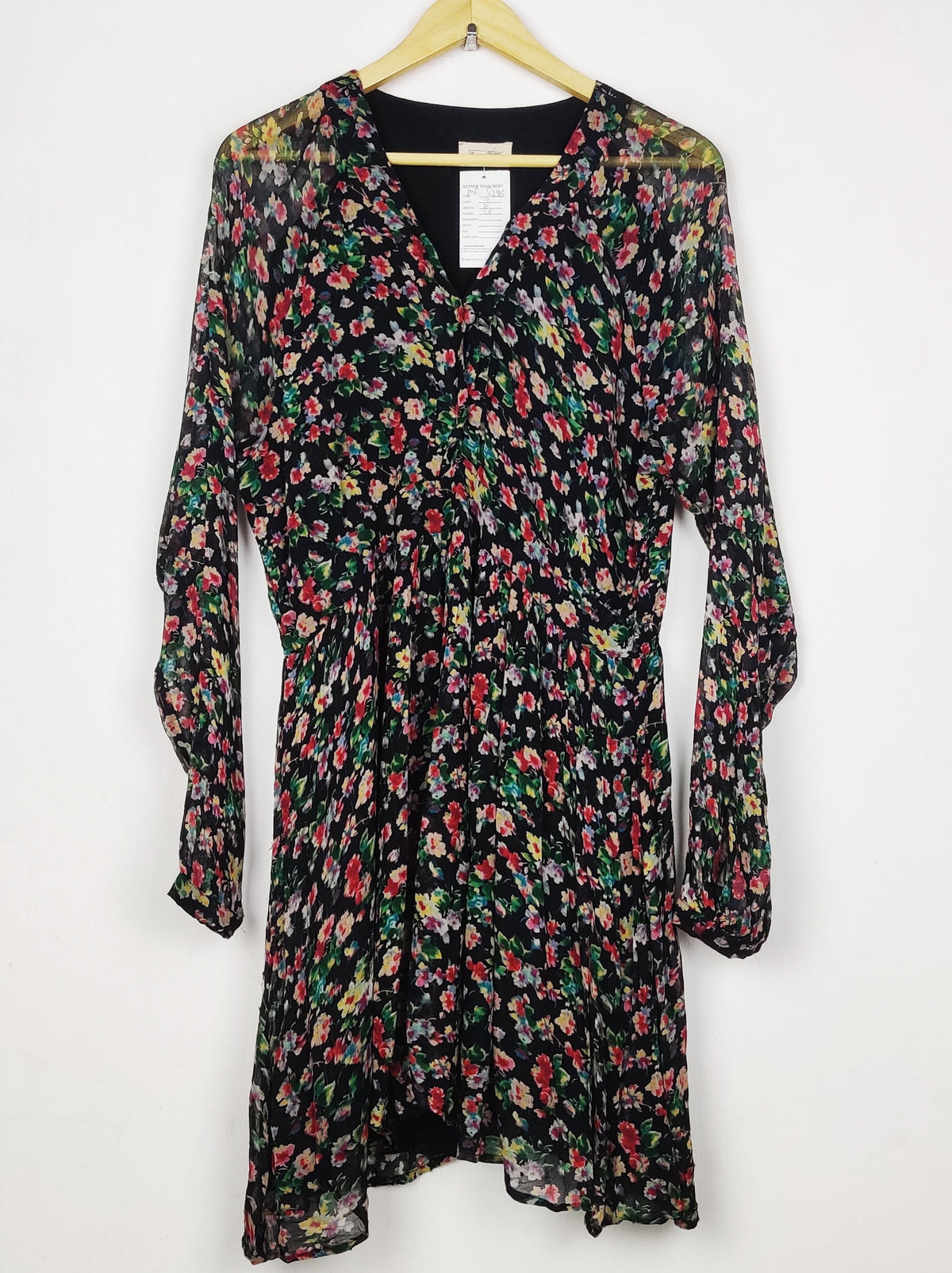 Buy online pre-used pre-loved 100% authentic & Original branded American Vintage (MF-5296) available in Pakistan. Top international brands avilable.