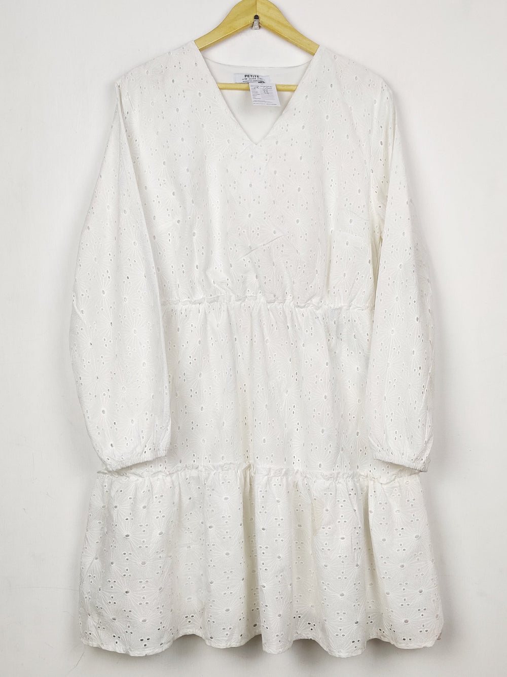 Buy online pre-used pre-loved 100% authentic & Original branded Petite (MF-5300) available in Pakistan. Top international brands avilable.