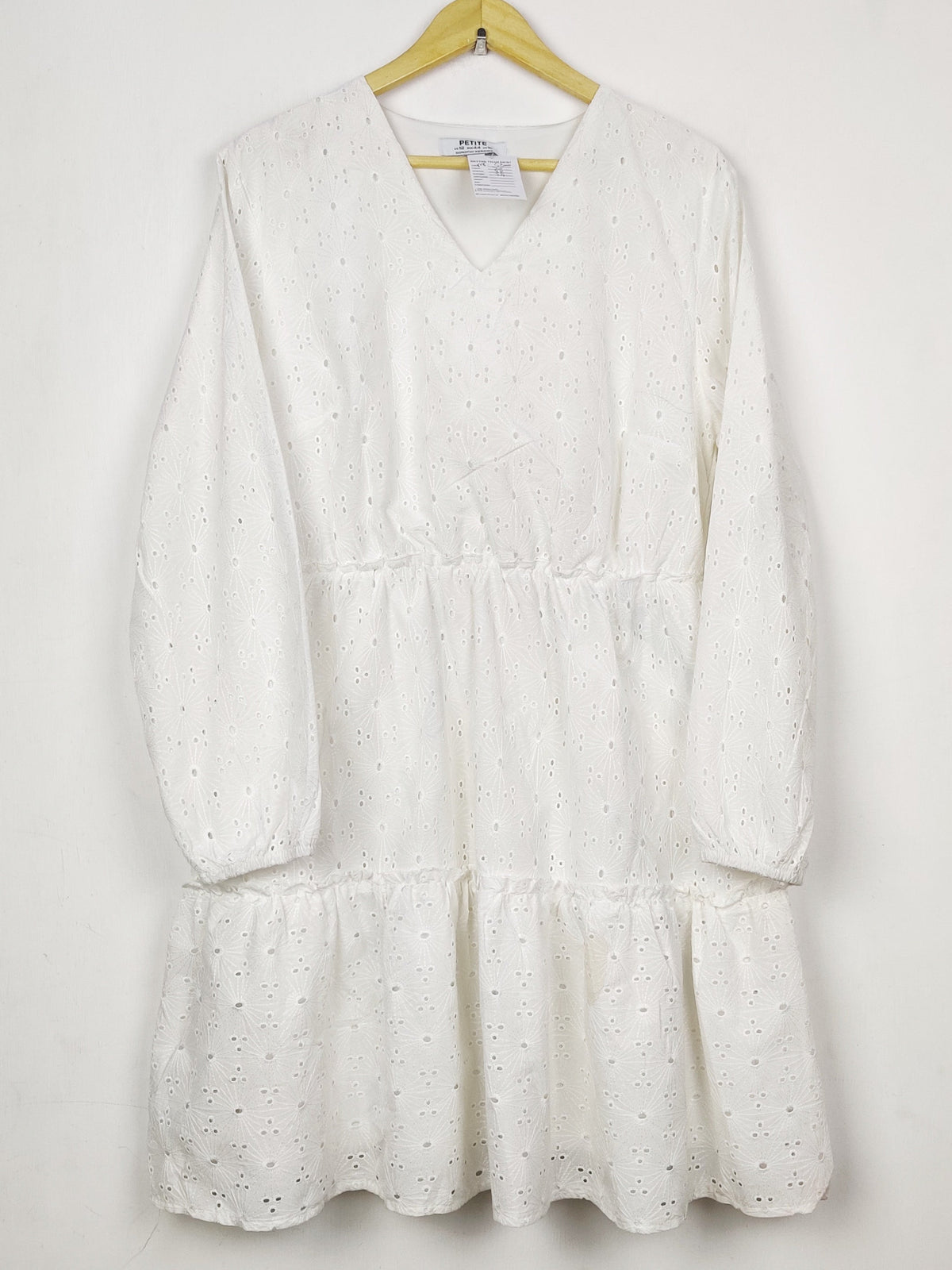 Buy online pre-used pre-loved 100% authentic & Original branded Petite (MF-5300) available in Pakistan. Top international brands avilable.
