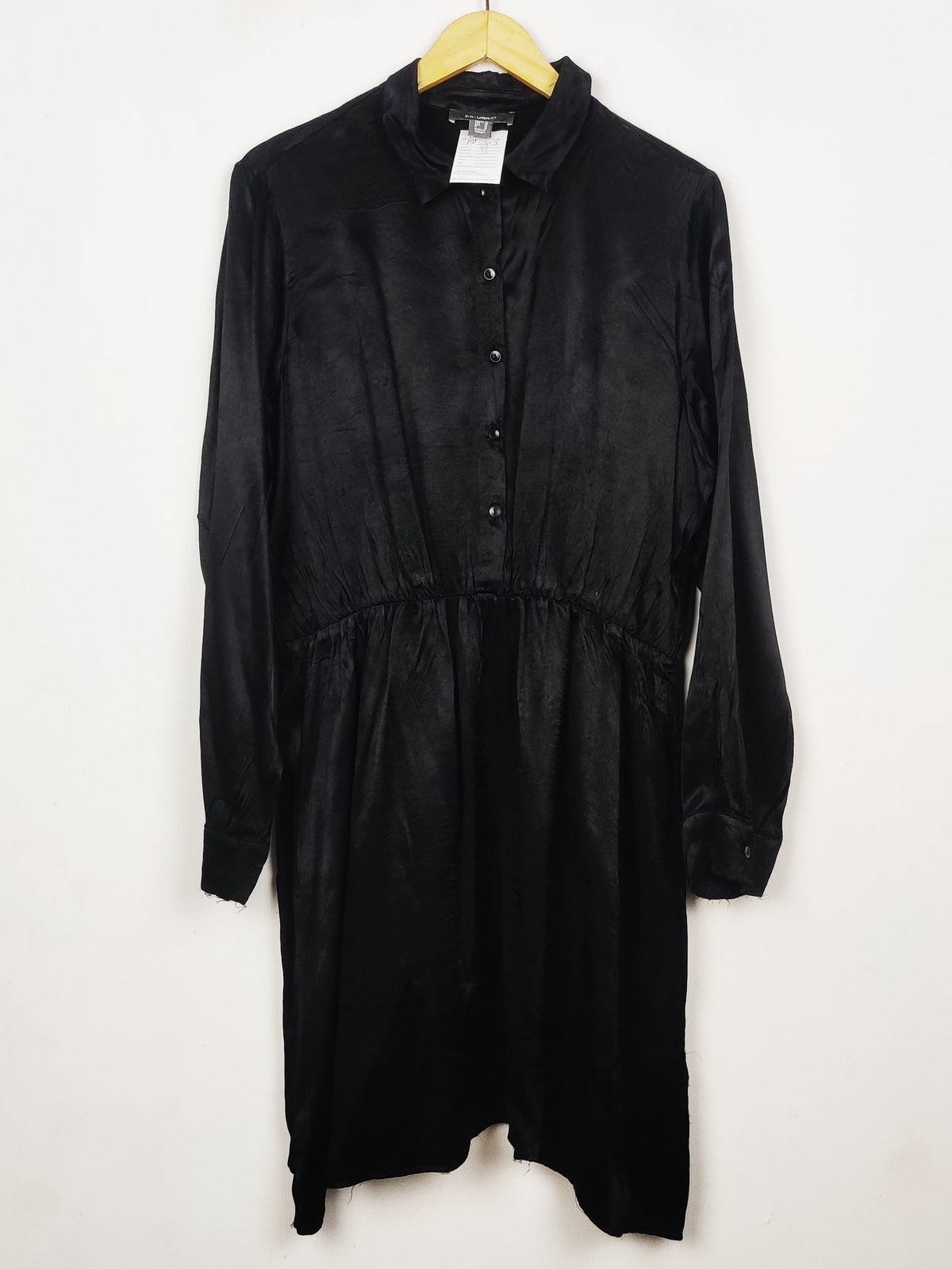 Buy online pre-used pre-loved 100% authentic & Original branded Primark (MF-5327) available in Pakistan. Top international brands avilable.