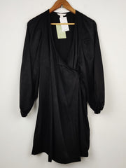 Buy online pre-used pre-loved 100% authentic & Original branded H&M (MF-534) available in Pakistan. Top international brands avilable.