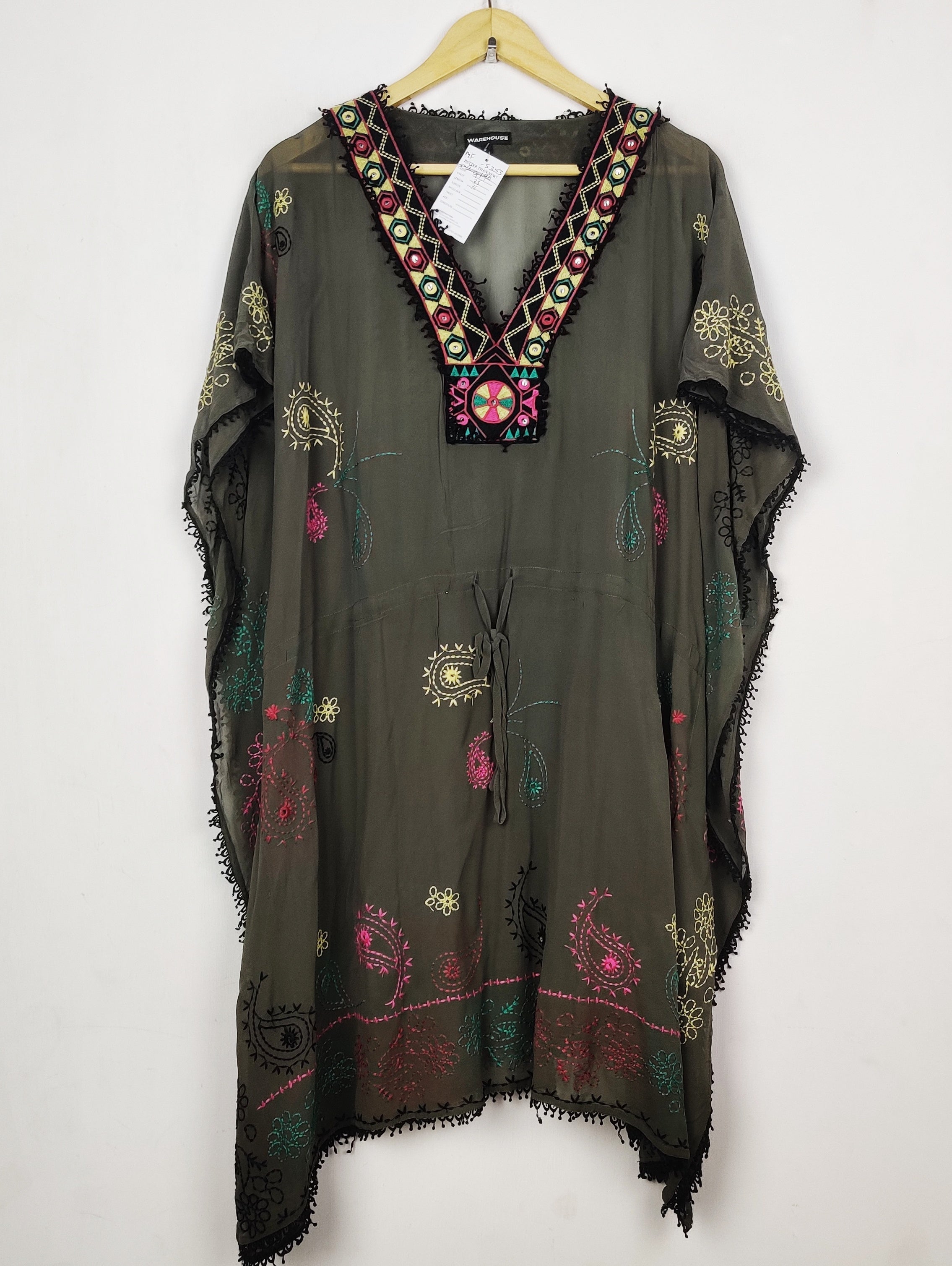 Buy online pre-used pre-loved 100% authentic & Original branded Warehouse (MF-5353) available in Pakistan. Top international brands avilable.