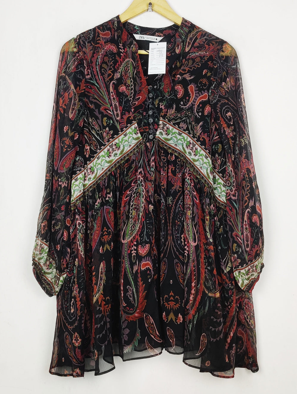 Buy online pre-used pre-loved 100% authentic & Original branded Zara (MF-5360) available in Pakistan. Top international brands avilable.