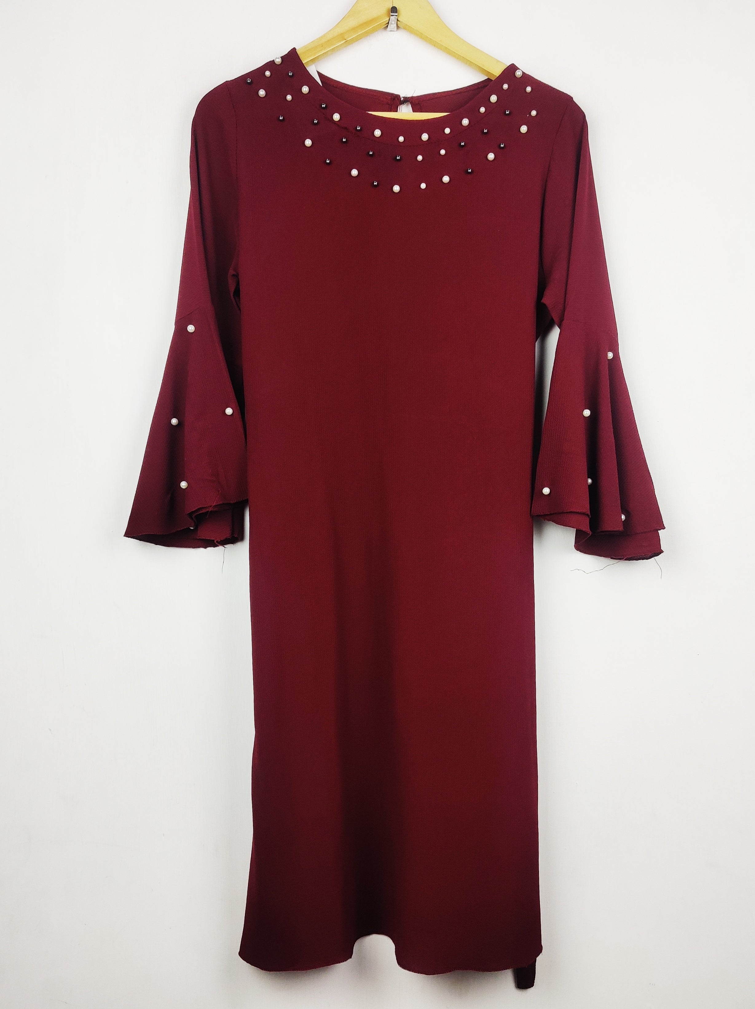 Buy online pre-used pre-loved 100% authentic & Original branded Unknown Brand (MF-5384) available in Pakistan. Top international brands avilable.