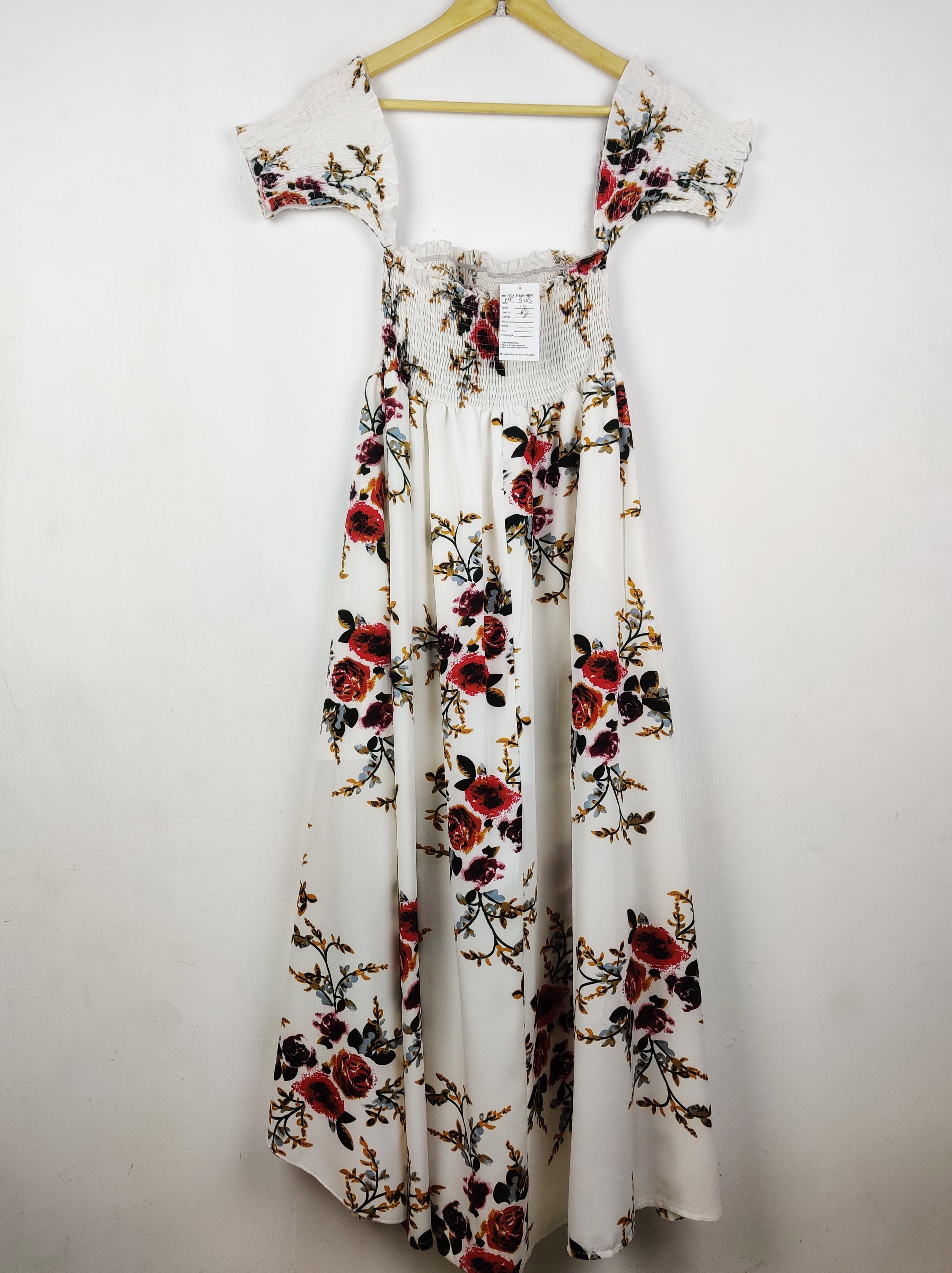 Buy online pre-used pre-loved 100% authentic & Original branded Unknown Brand (MF-5405) available in Pakistan. Top international brands avilable.