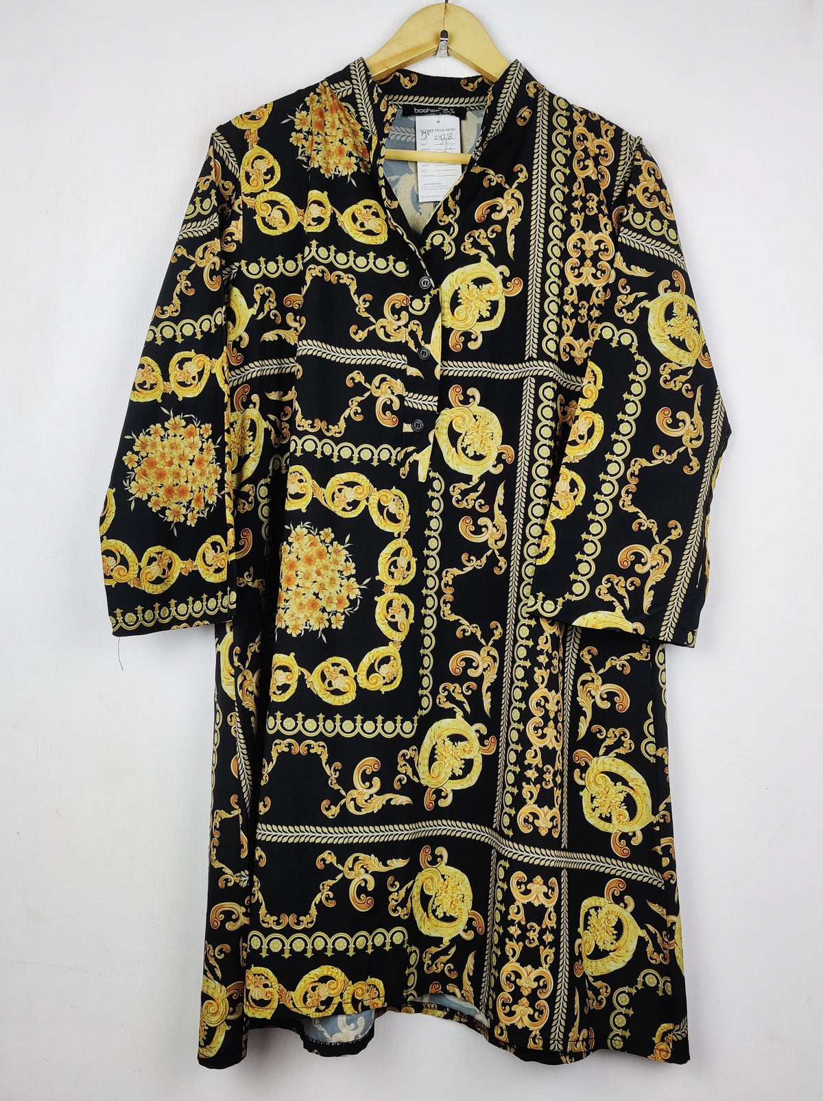 Buy online pre-used pre-loved 100% authentic & Original branded Boohoo (MF-5428) available in Pakistan. Top international brands avilable.