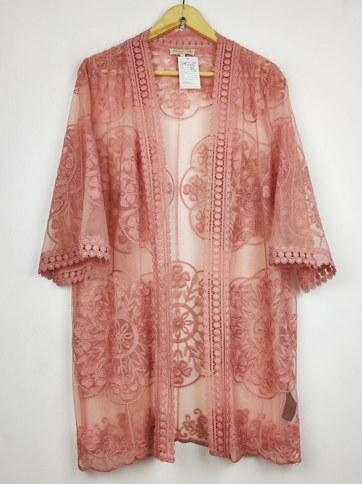 Buy online pre-used pre-loved 100% authentic & Original branded F&F (MF-5467) available in Pakistan. Top international brands avilable.