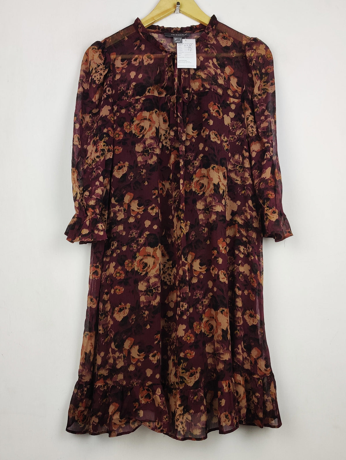 Buy online pre-used pre-loved 100% authentic & Original branded Primark (MF-5483) available in Pakistan. Top international brands avilable.