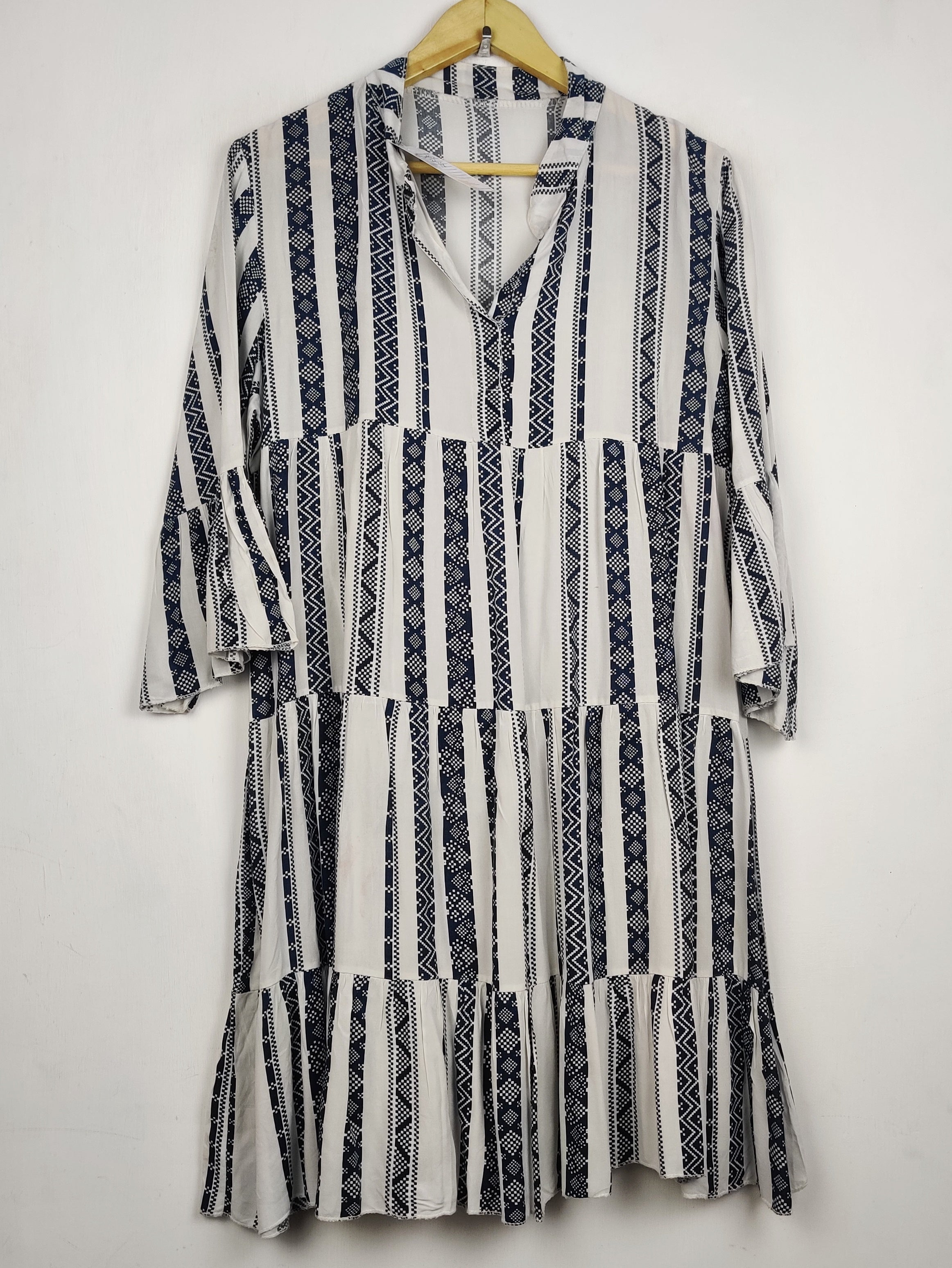 Buy online pre-used pre-loved 100% authentic & Original branded Unknown Brand (MF-5485) available in Pakistan. Top international brands avilable.