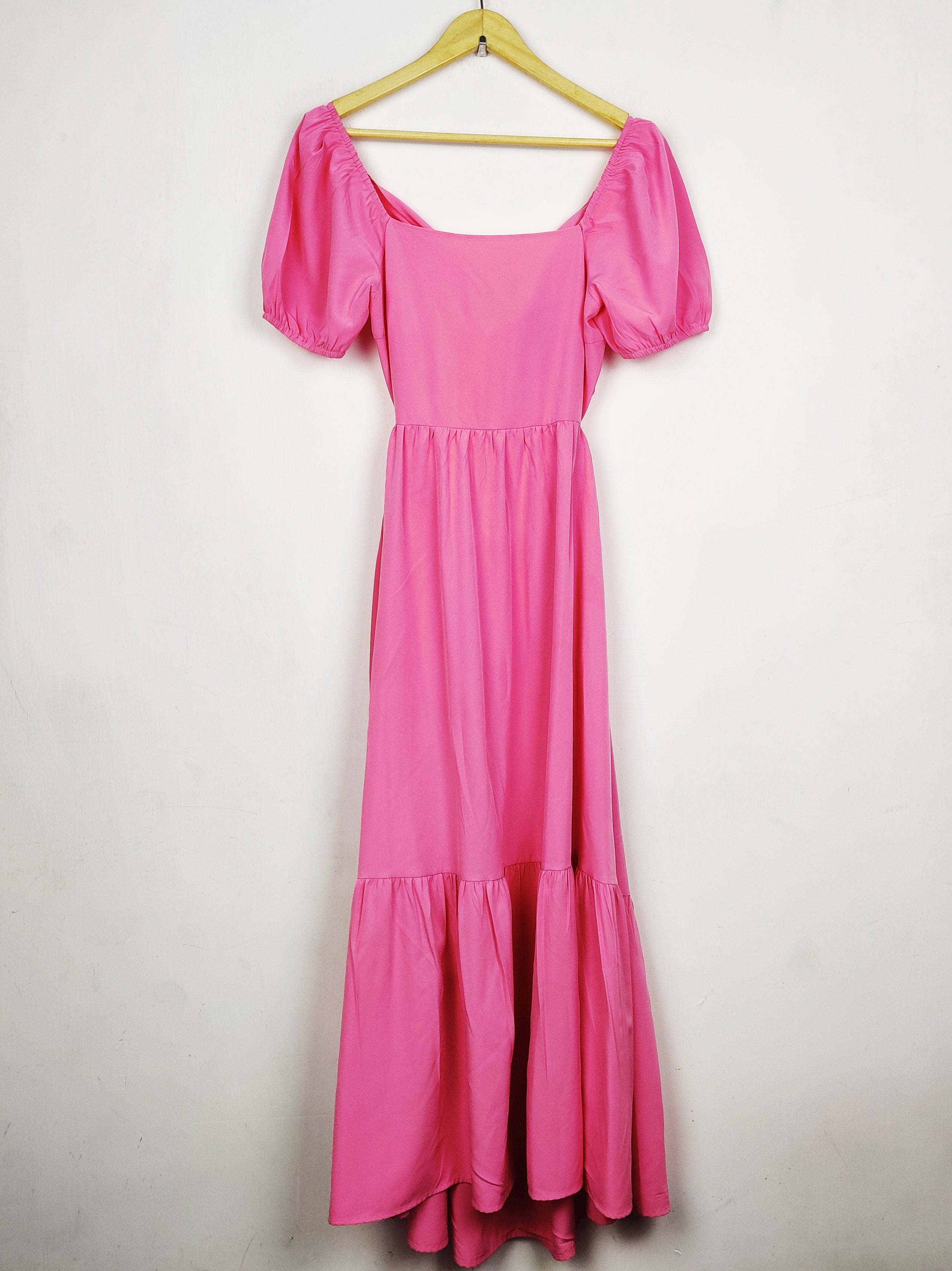 Buy online pre-used pre-loved 100% authentic & Original branded Unknown Brand (MF-5549) available in Pakistan. Top international brands avilable.